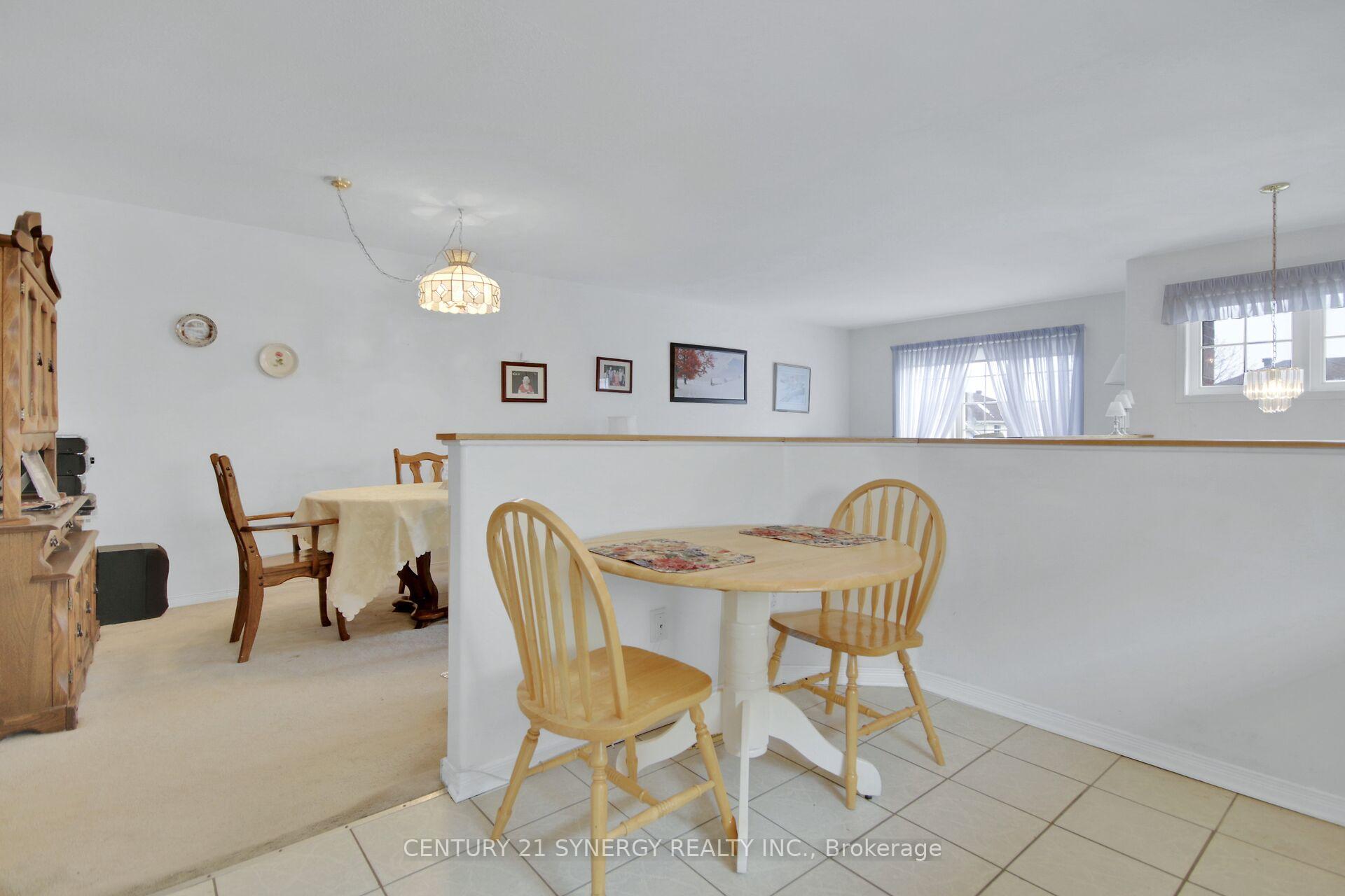 Photo 14 of 22 Splinter Crescent, Ottawa, Fairfield Heights — HOMEH