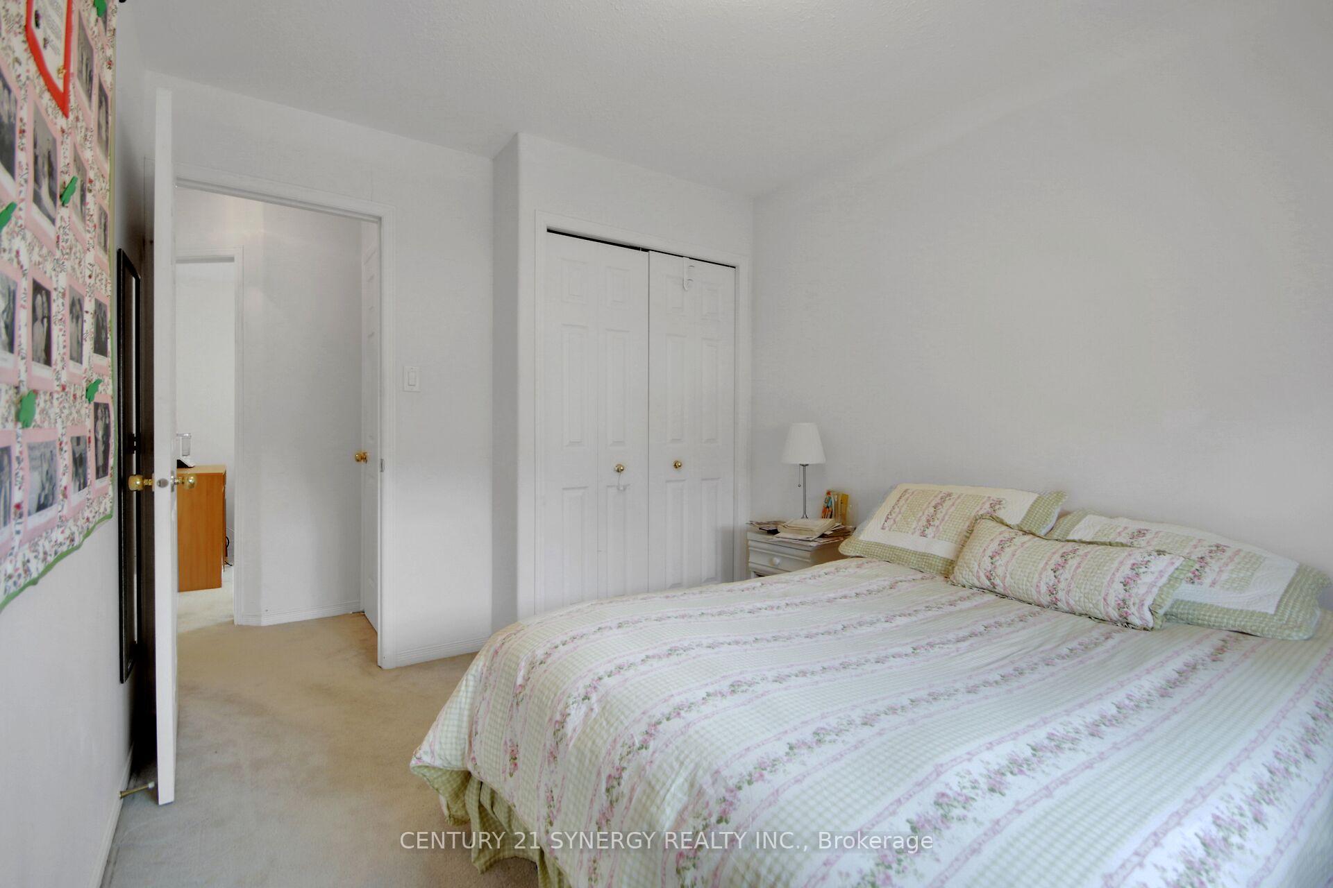Photo 15 of 22 Splinter Crescent, Ottawa, Fairfield Heights — HOMEH
