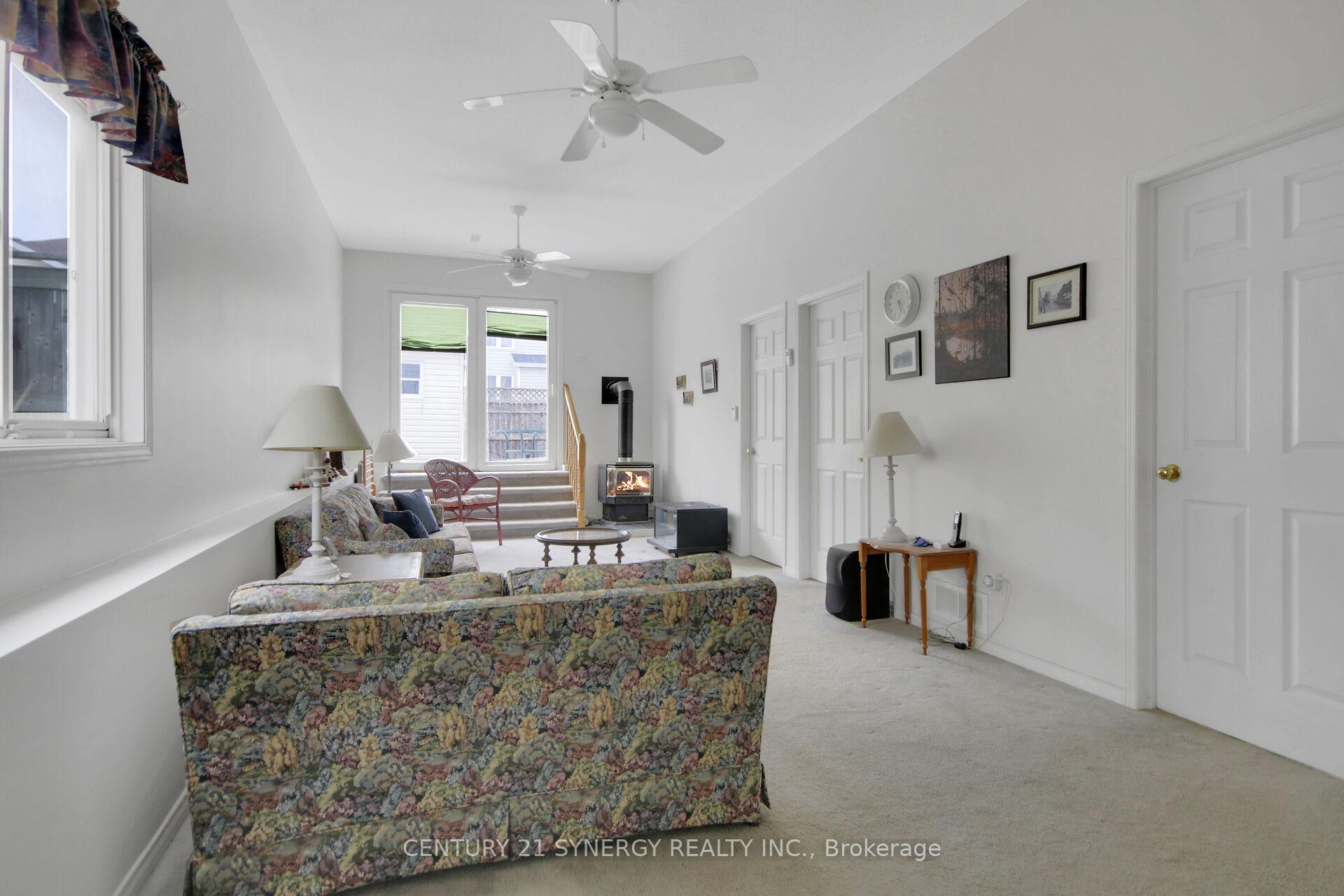 Photo 29 of 22 Splinter Crescent, Ottawa, Fairfield Heights — HOMEH