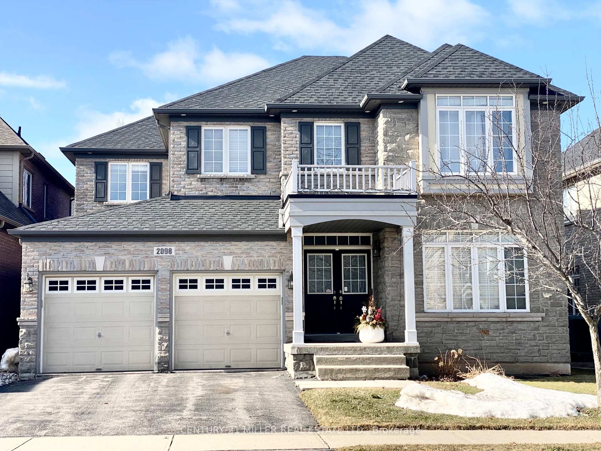 Front of 2098 Wildfel Way