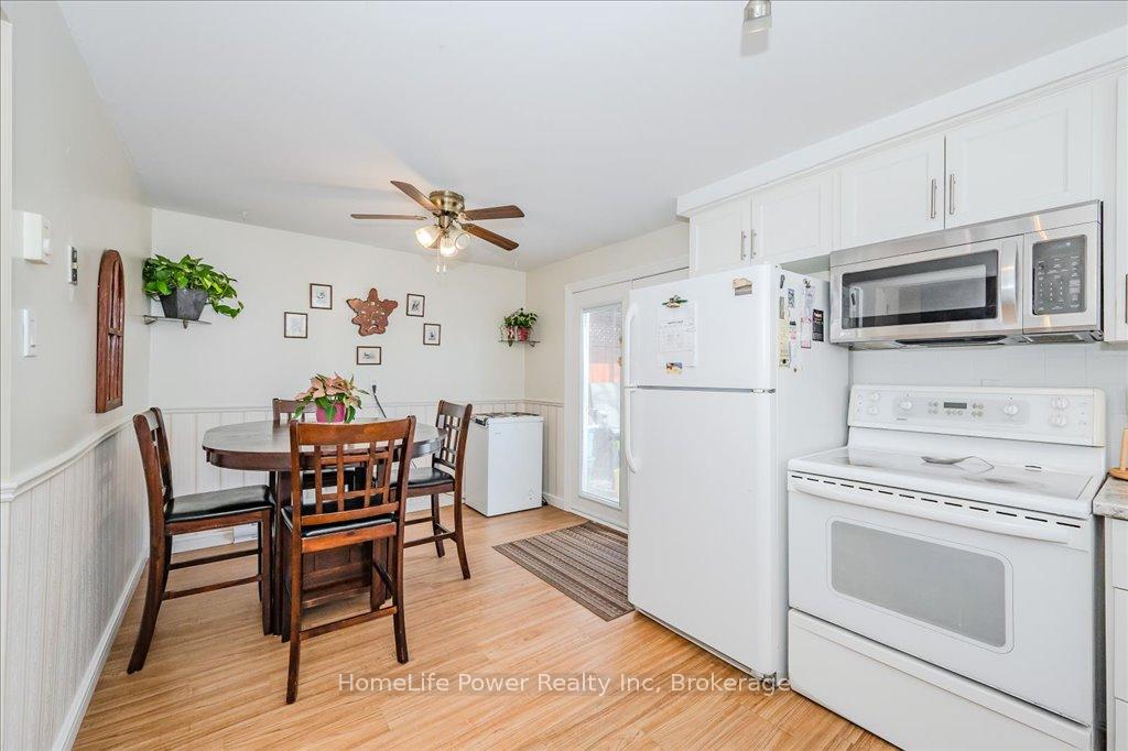 Photo 13 of 14 Upton Crescent, Guelph, Grange Road — HOMEH