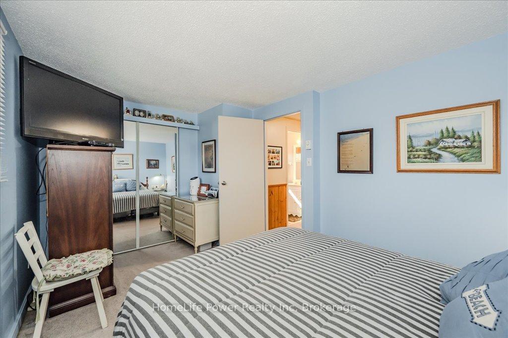 Photo 16 of 14 Upton Crescent, Guelph, Grange Road — HOMEH
