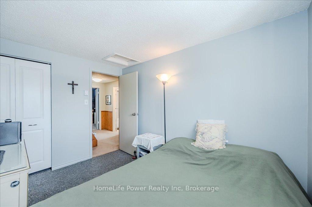 Photo 18 of 14 Upton Crescent, Guelph, Grange Road — HOMEH