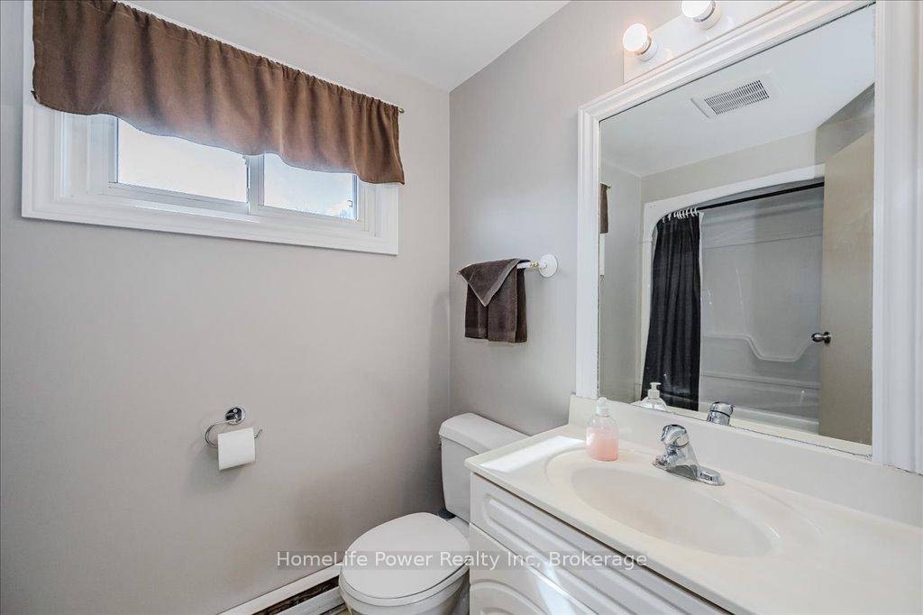Photo 21 of 14 Upton Crescent, Guelph, Grange Road — HOMEH