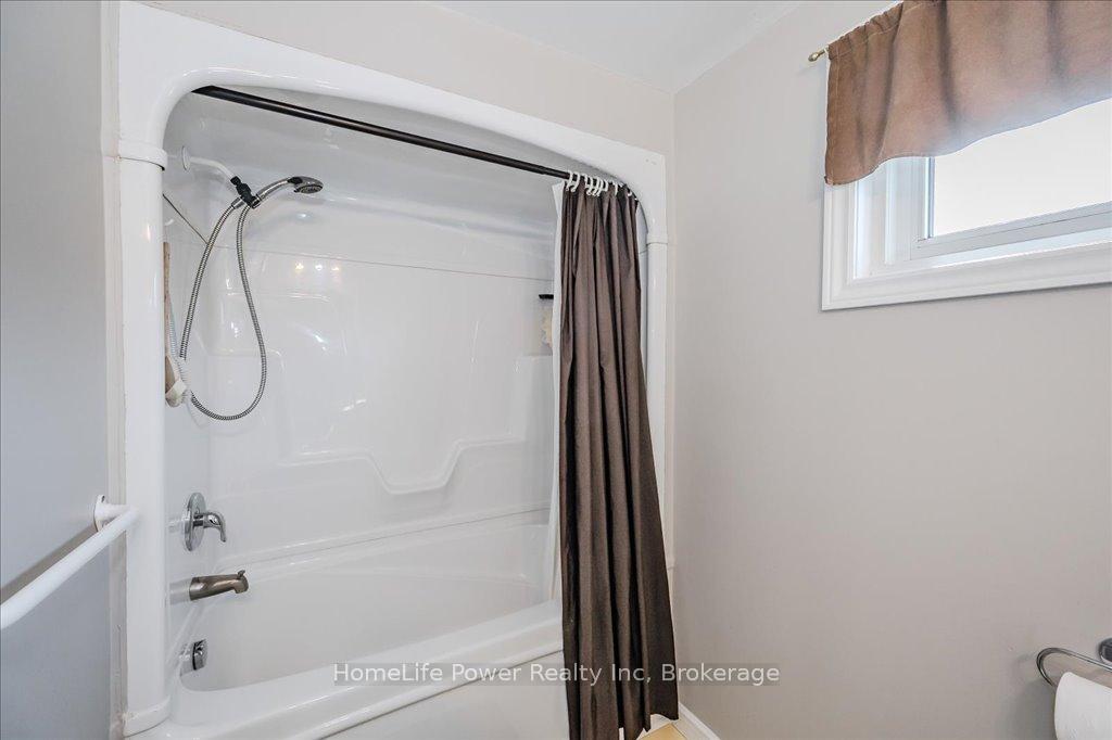 Photo 22 of 14 Upton Crescent, Guelph, Grange Road — HOMEH