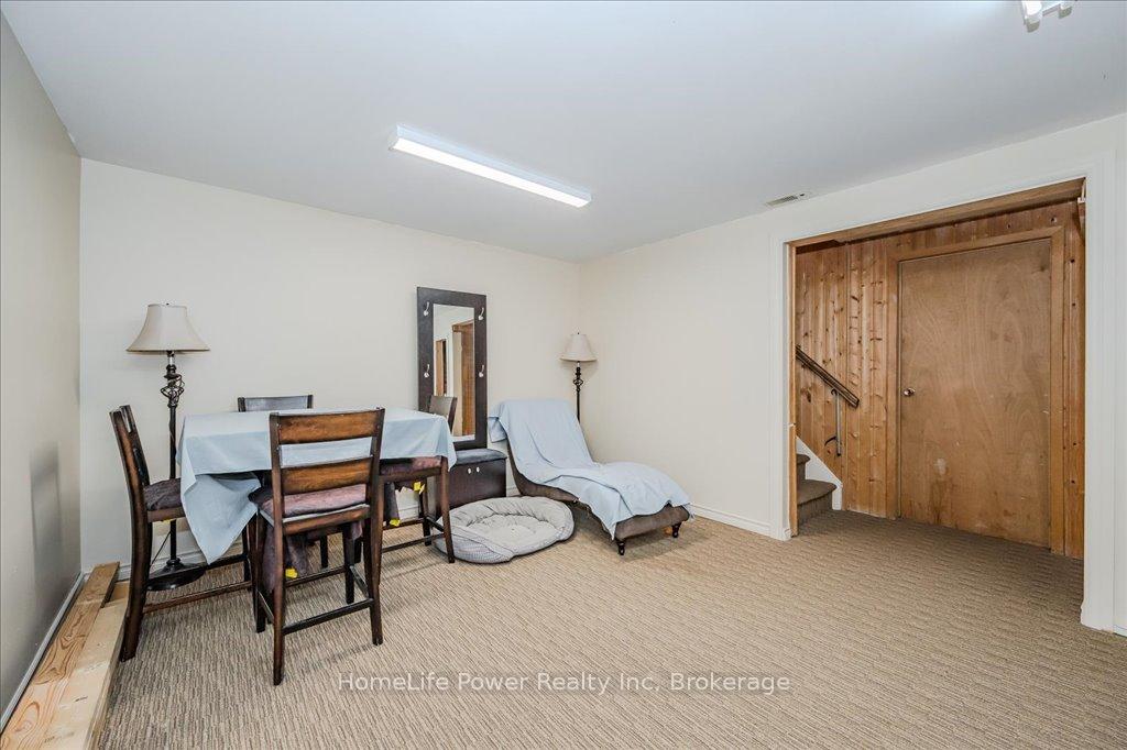 Photo 24 of 14 Upton Crescent, Guelph, Grange Road — HOMEH