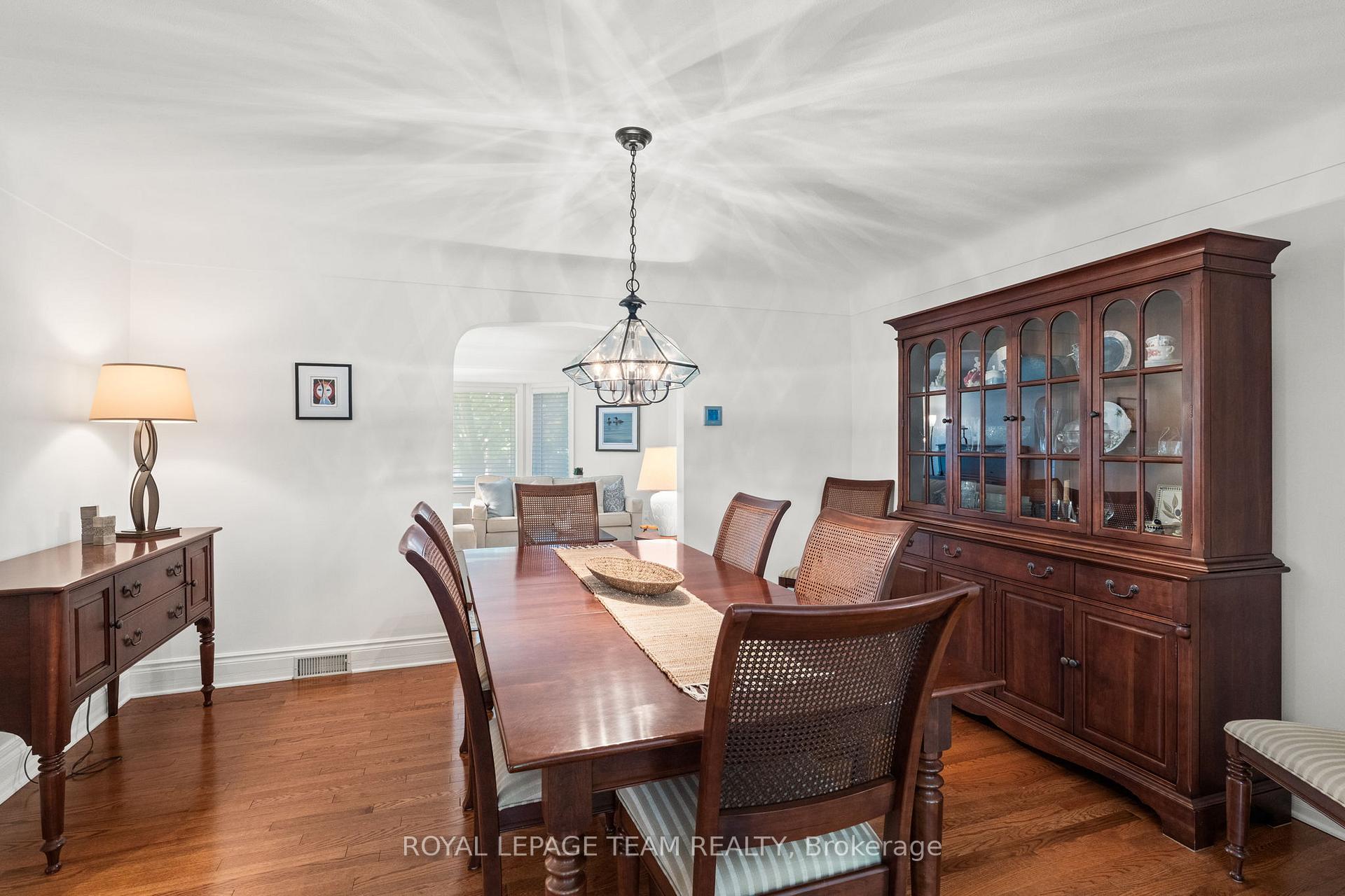 Photo 11 of 603 Edison Avenue, Ottawa, McKellar/Highland — HOMEH