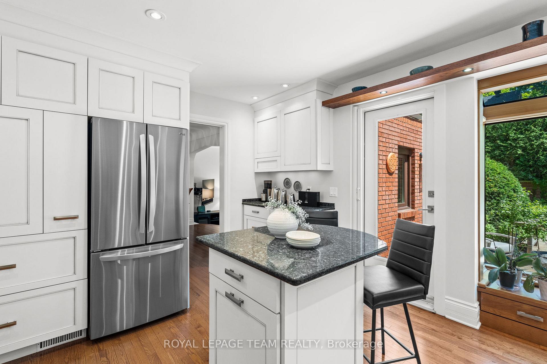Photo 15 of 603 Edison Avenue, Ottawa, McKellar/Highland — HOMEH