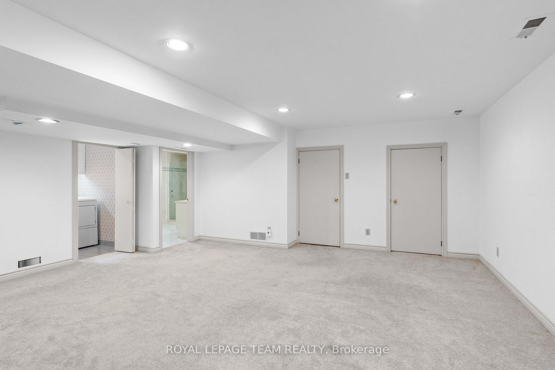 Photo 32 of 603 Edison Avenue, Ottawa, McKellar/Highland — HOMEH