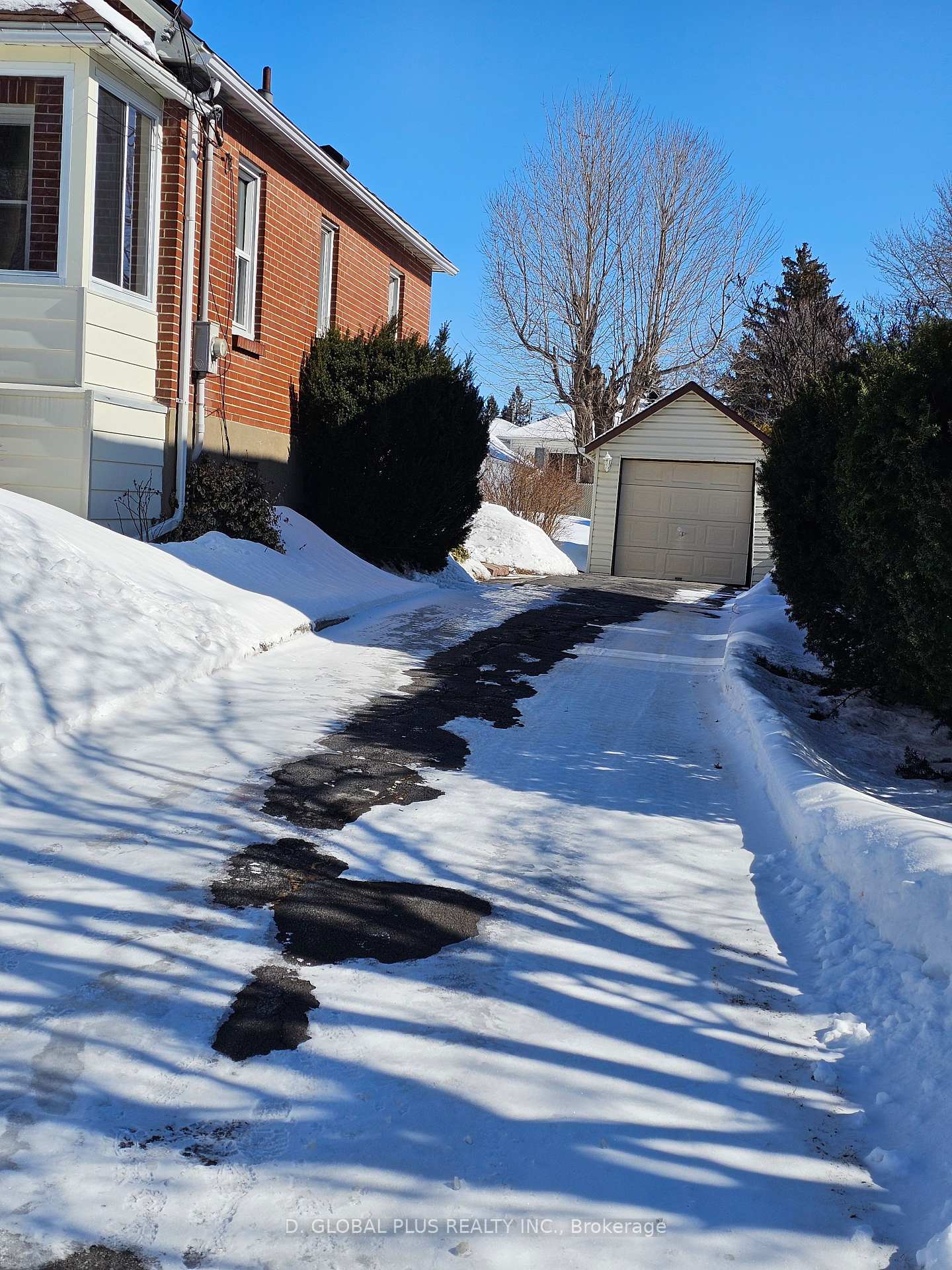 Photo 2 of 517 Gloucester St. N Street S, Cornwall — HOMEH