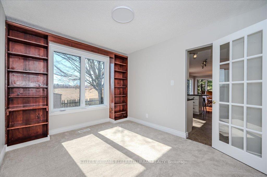 Photo 12 of 284 West Acres Drive, Guelph, Willow West/Sugarbush/West Acres — HOMEH