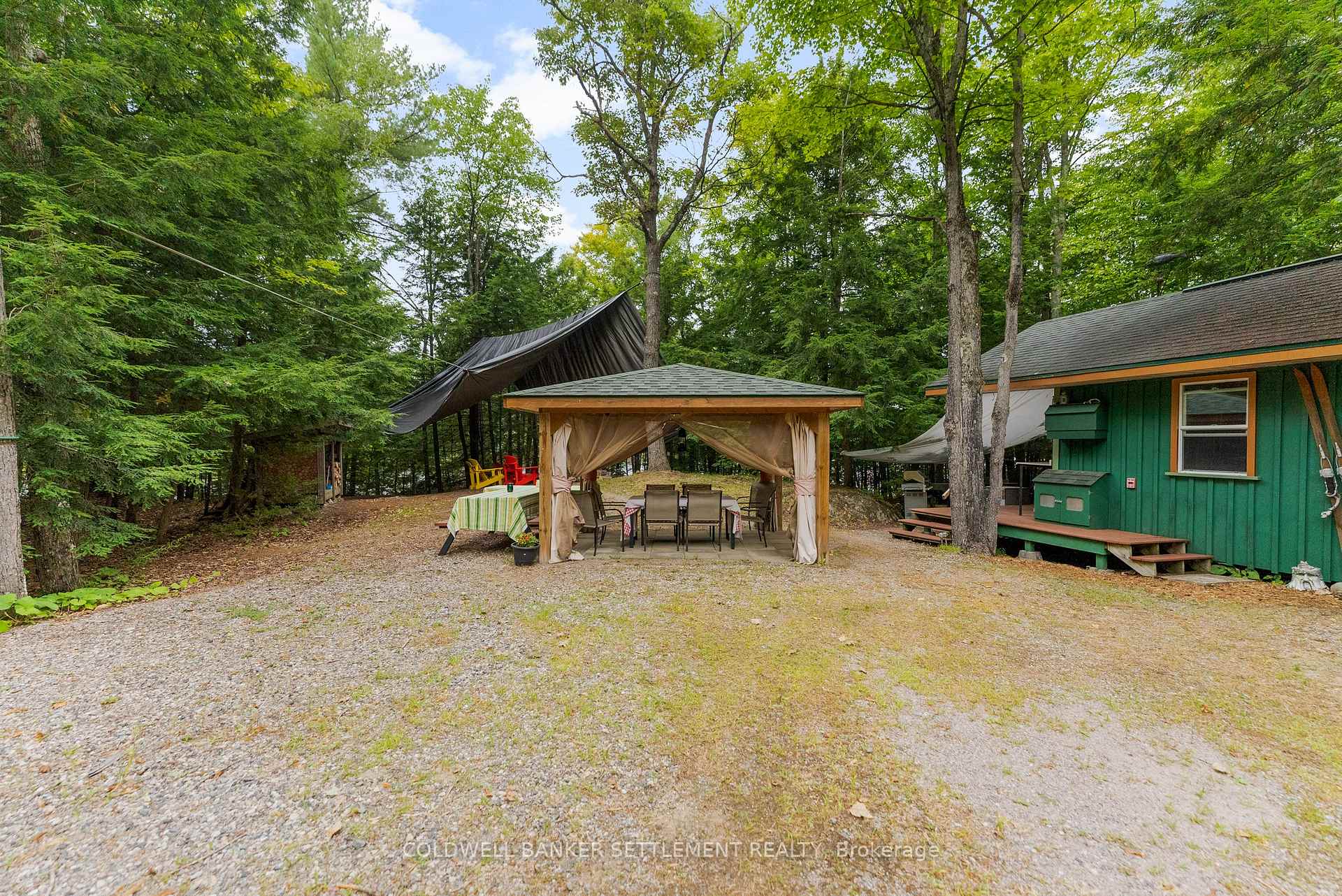 Photo 6 of 1490 Macdonald Lane, Frontenac, Frontenac Centre — HOMEH