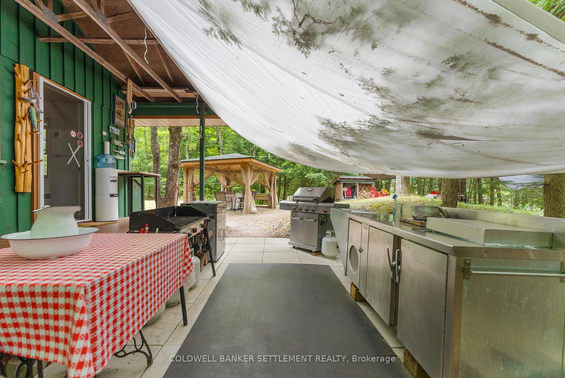 Photo 9 of 1490 Macdonald Lane, Frontenac, Frontenac Centre — HOMEH