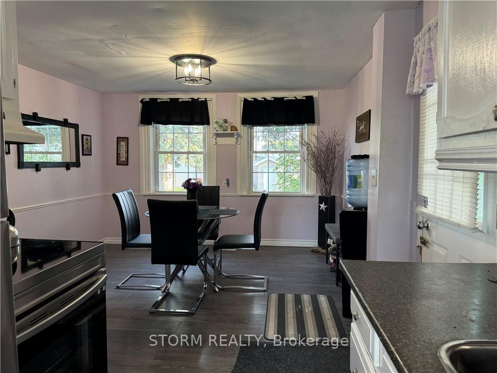 Photo 5 of 712 Sydney Street, Cornwall — HOMEH