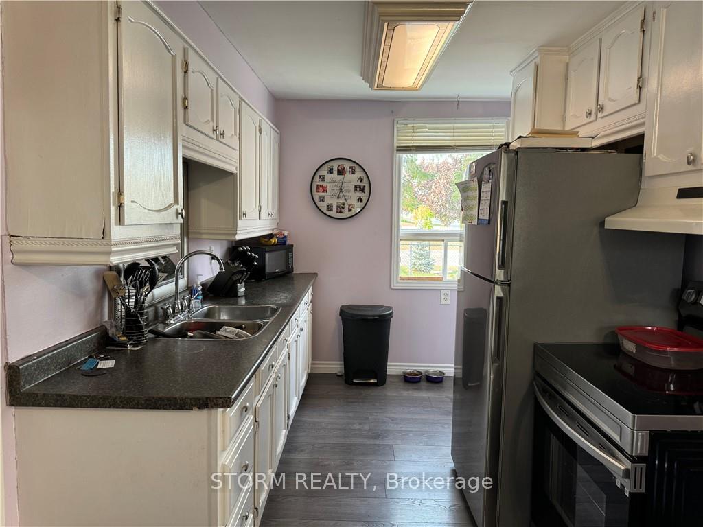 Photo 6 of 712 Sydney Street, Cornwall — HOMEH