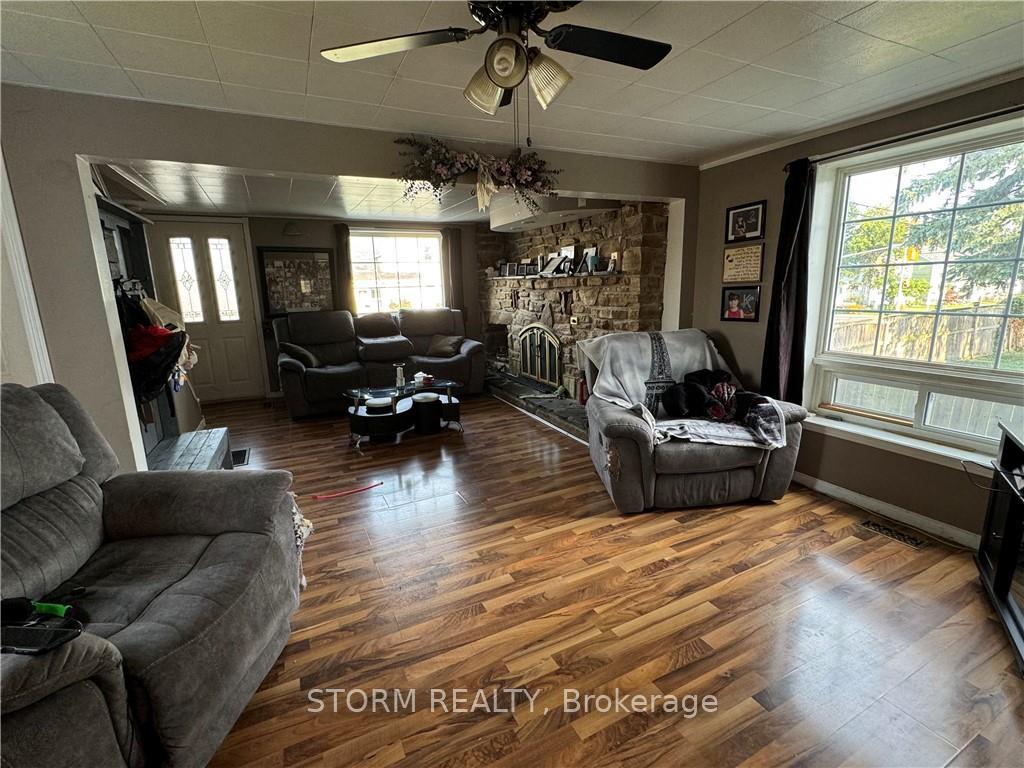 Photo 7 of 712 Sydney Street, Cornwall — HOMEH