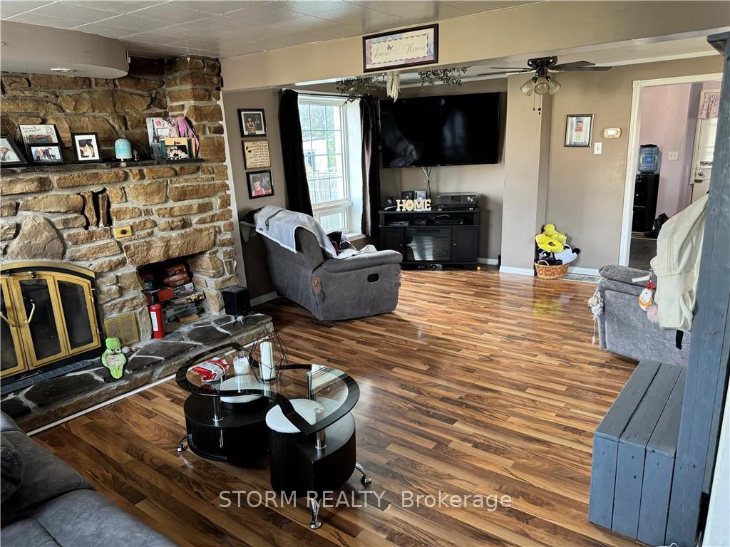 Photo 8 of 712 Sydney Street, Cornwall — HOMEH