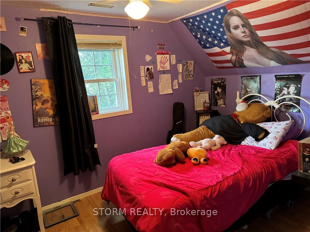 Photo 11 of 712 Sydney Street, Cornwall — HOMEH