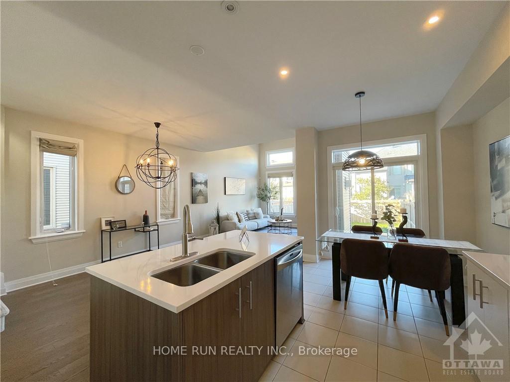 Photo 11 of 959 Cobble Hill Drive, Ottawa, Barrhaven - Cedargrove/Fraserdale — HOMEH