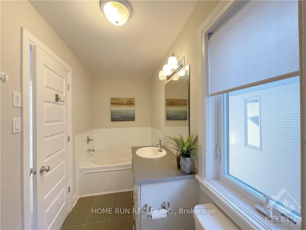 Photo 20 of 959 Cobble Hill Drive, Ottawa, Barrhaven - Cedargrove/Fraserdale — HOMEH
