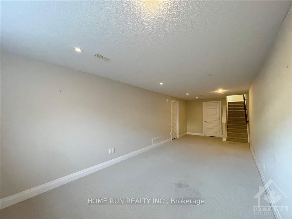 Photo 26 of 959 Cobble Hill Drive, Ottawa, Barrhaven - Cedargrove/Fraserdale — HOMEH