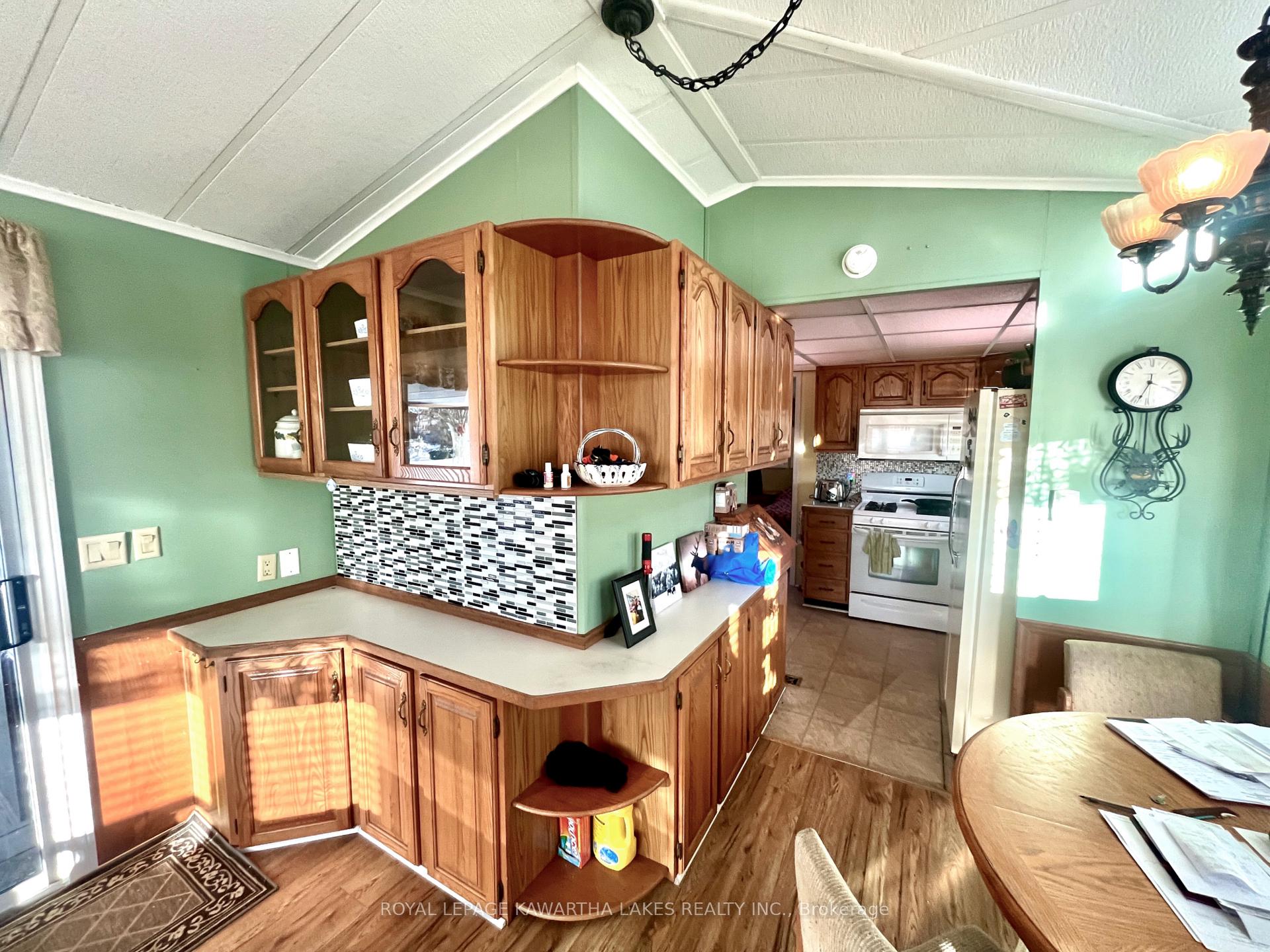 Photo 9 of Unit 326, 285 Crydermans Road, Georgina, Baldwin — HOMEH