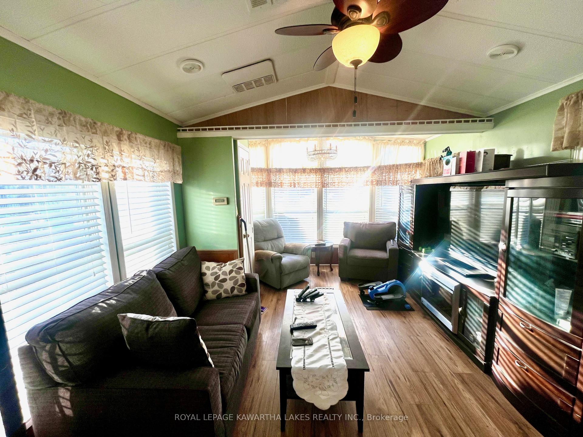 Photo 14 of Unit 326, 285 Crydermans Road, Georgina, Baldwin — HOMEH
