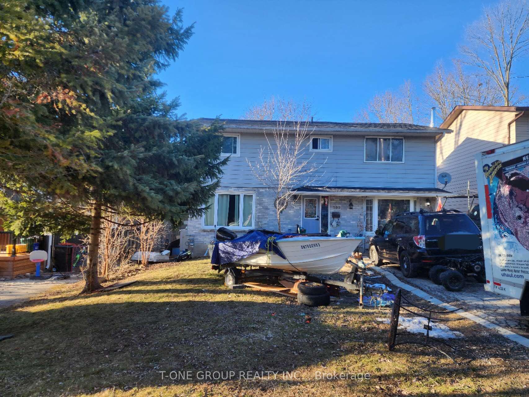 Front of 308 Miami Drive
