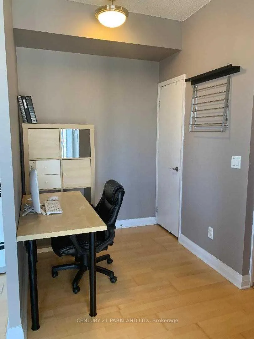 Photo 15 of Unit 1101, 220 Victoria Street, Toronto, Church-Yonge Corridor — HOMEH