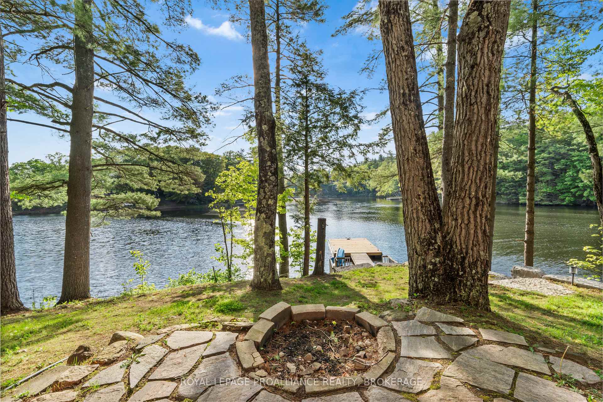 Photo 3 of 55 Oak Shores Crescent, Frontenac, Frontenac South — HOMEH