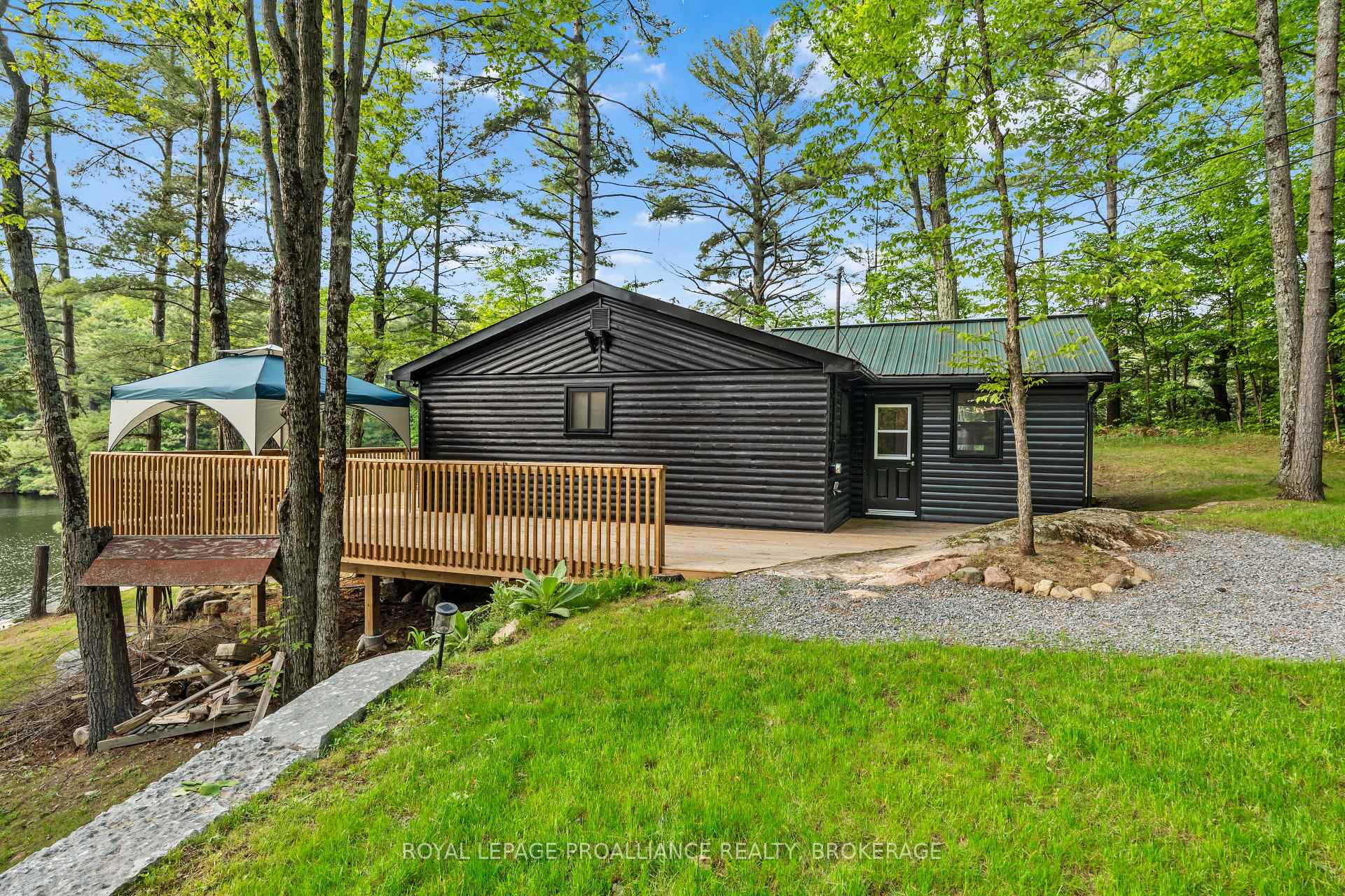 Photo 7 of 55 Oak Shores Crescent, Frontenac, Frontenac South — HOMEH