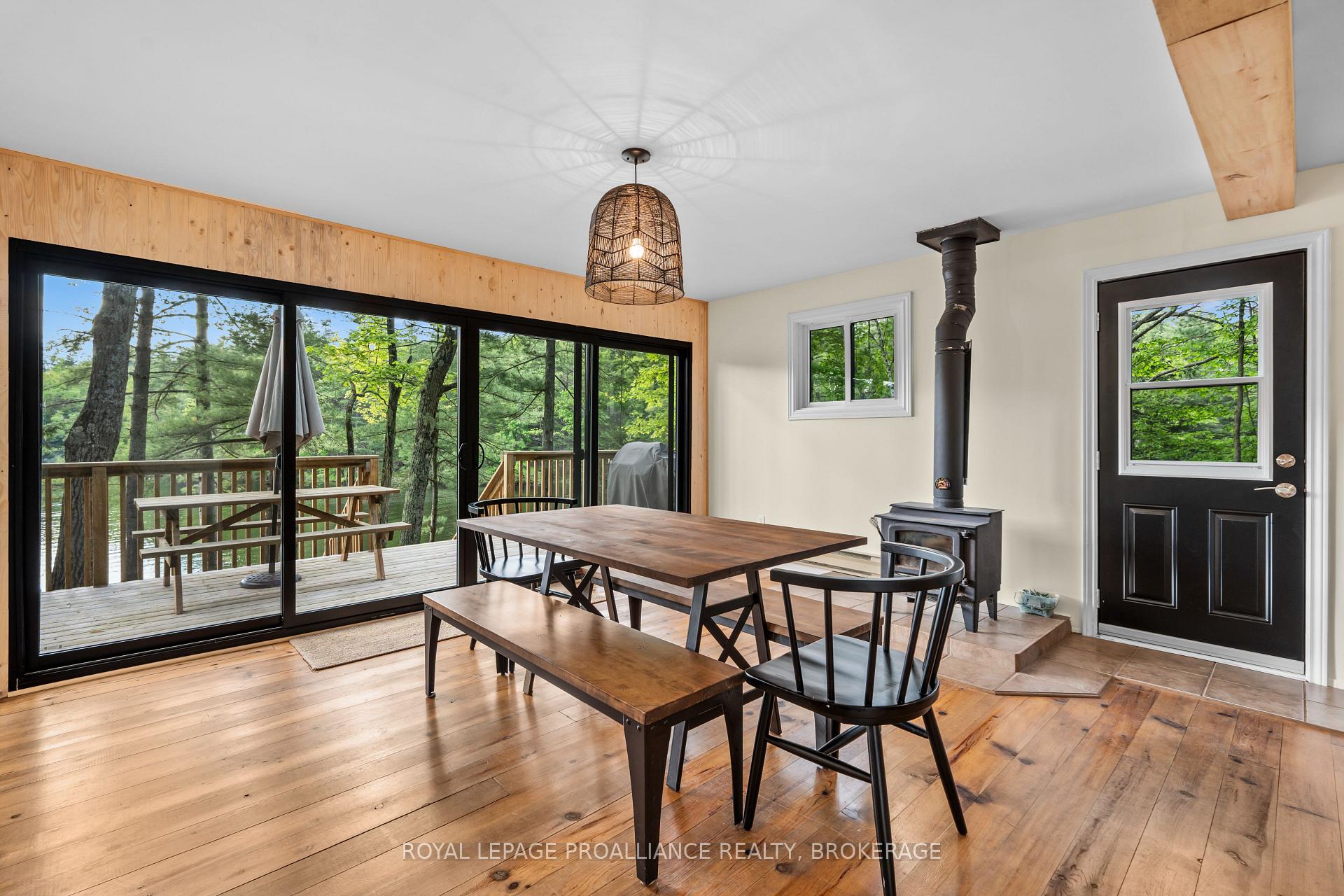 Photo 8 of 55 Oak Shores Crescent, Frontenac, Frontenac South — HOMEH