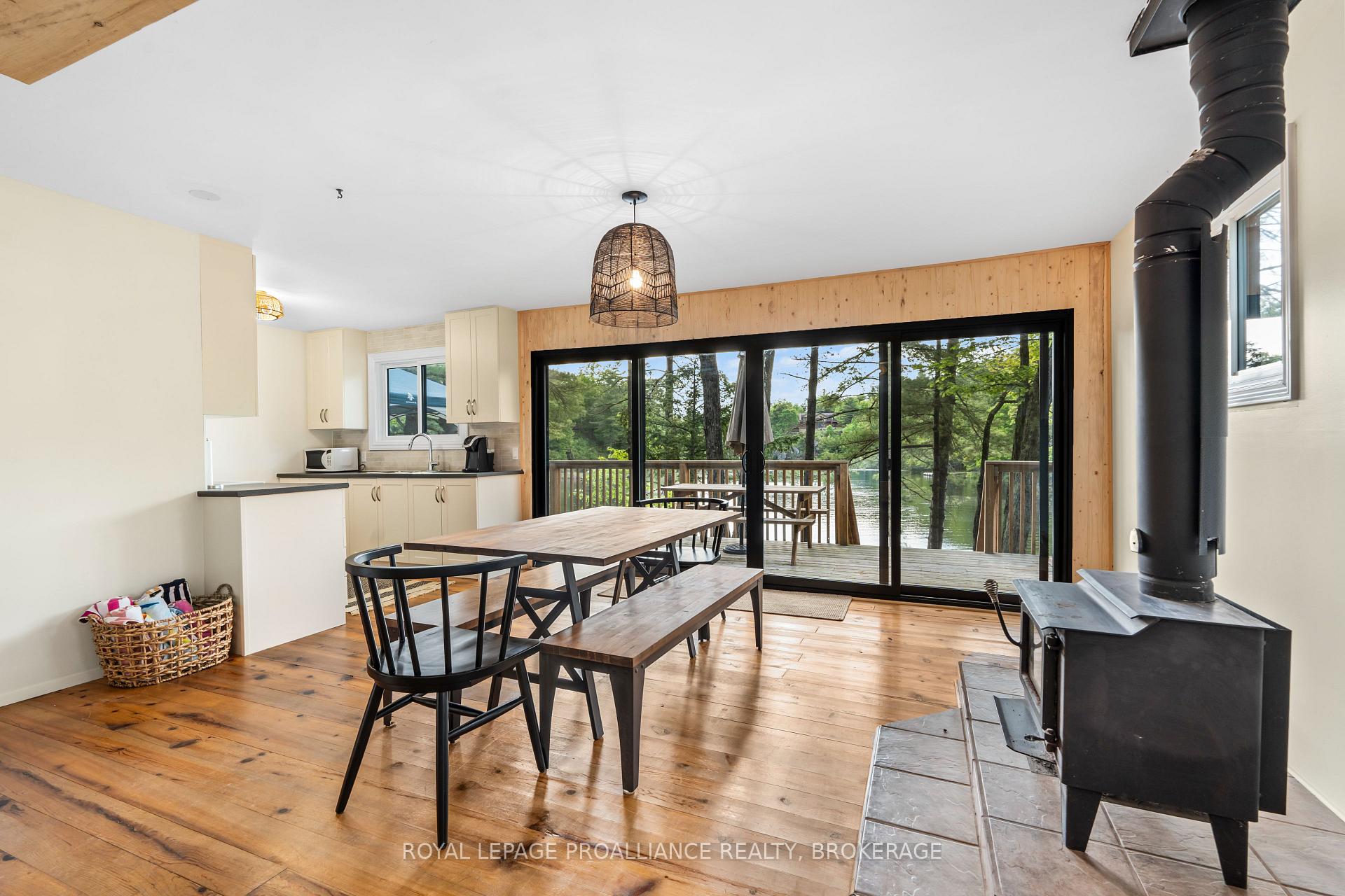 Photo 9 of 55 Oak Shores Crescent, Frontenac, Frontenac South — HOMEH