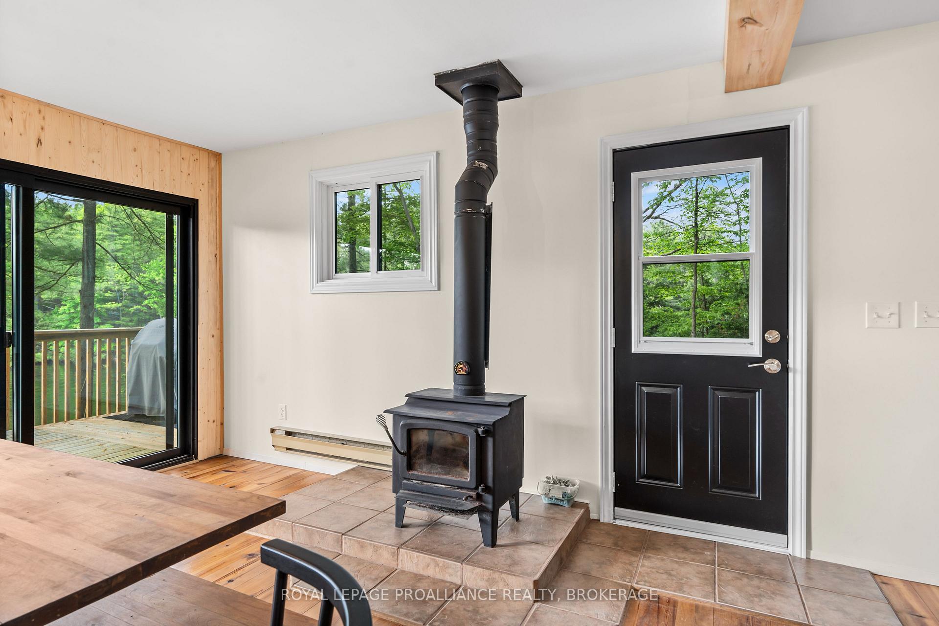 Photo 12 of 55 Oak Shores Crescent, Frontenac, Frontenac South — HOMEH