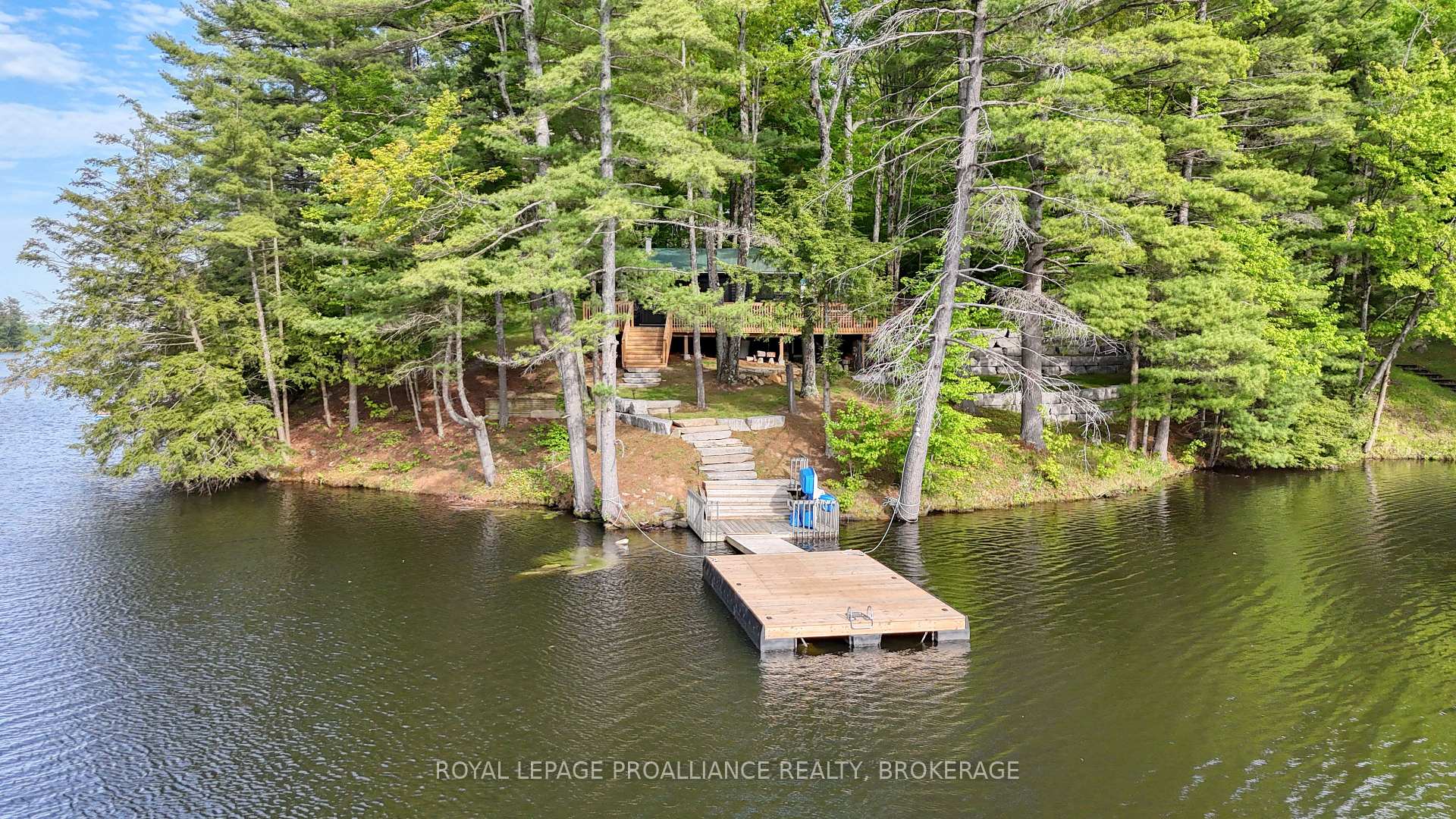 Photo 36 of 55 Oak Shores Crescent, Frontenac, Frontenac South — HOMEH