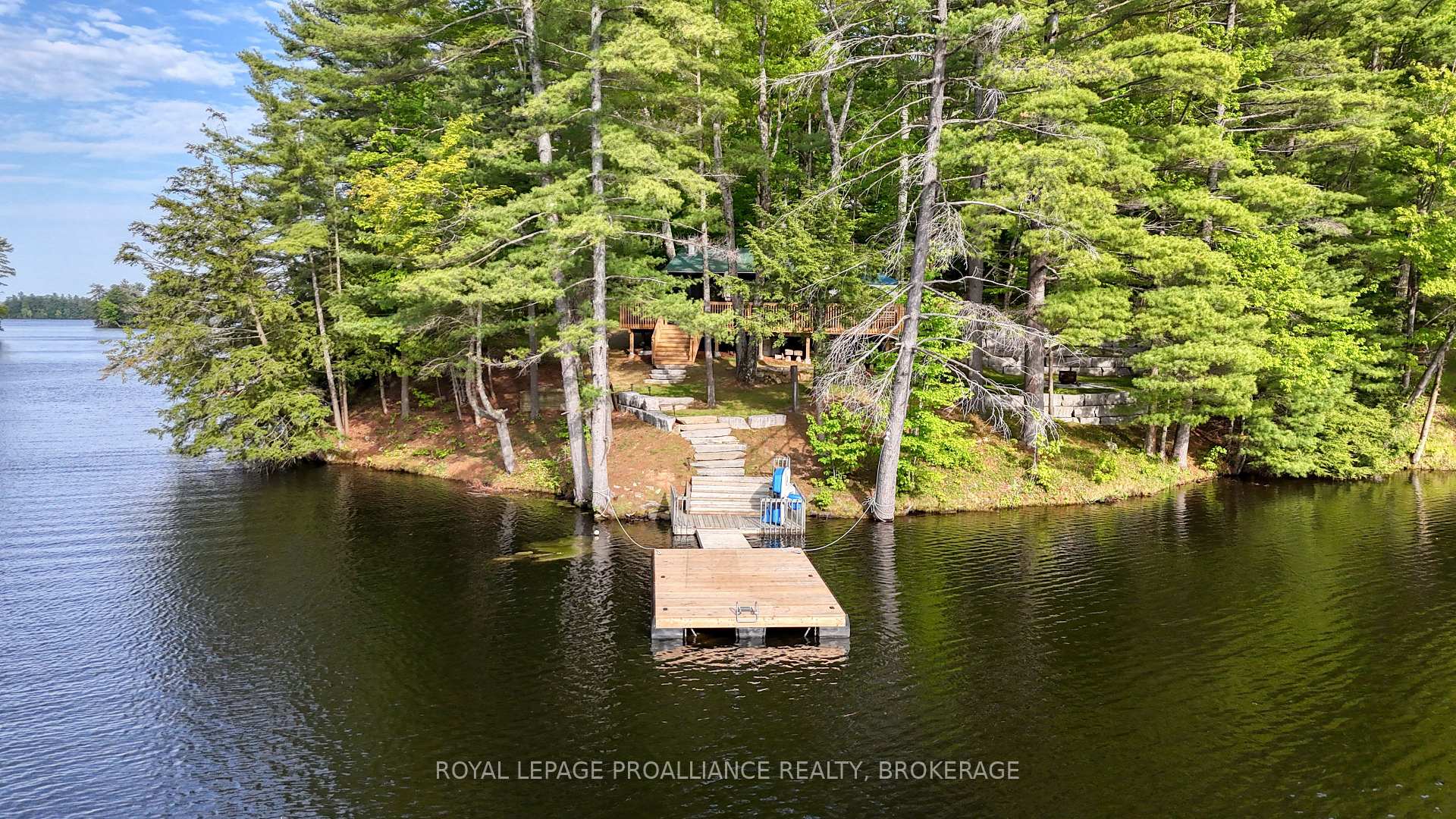 Photo 37 of 55 Oak Shores Crescent, Frontenac, Frontenac South — HOMEH
