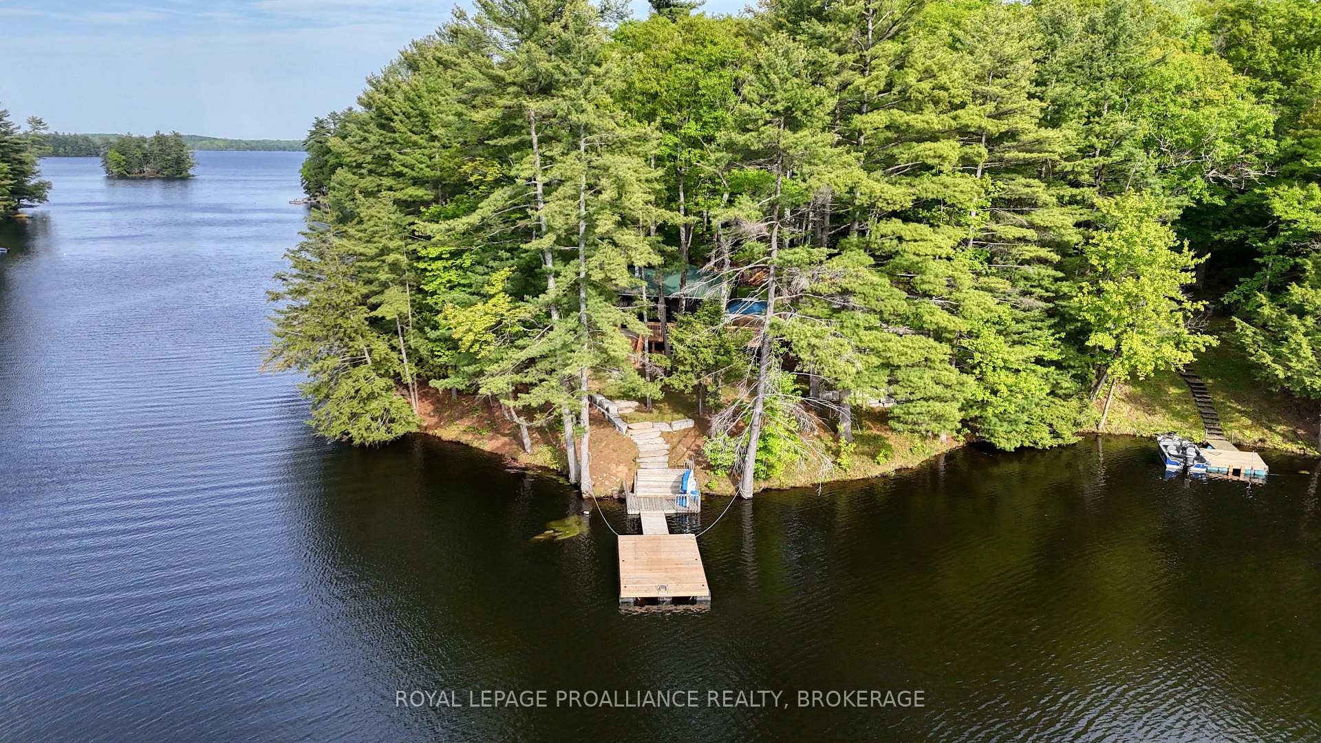 Photo 39 of 55 Oak Shores Crescent, Frontenac, Frontenac South — HOMEH