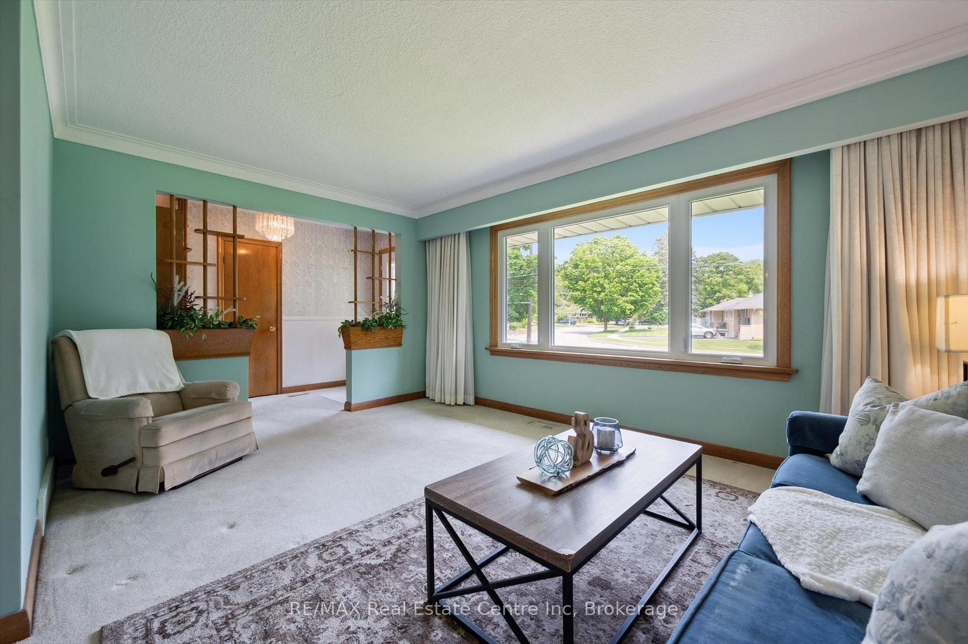 Photo 3 of 12 Gladstone Avenue, Guelph, Riverside Park — HOMEH