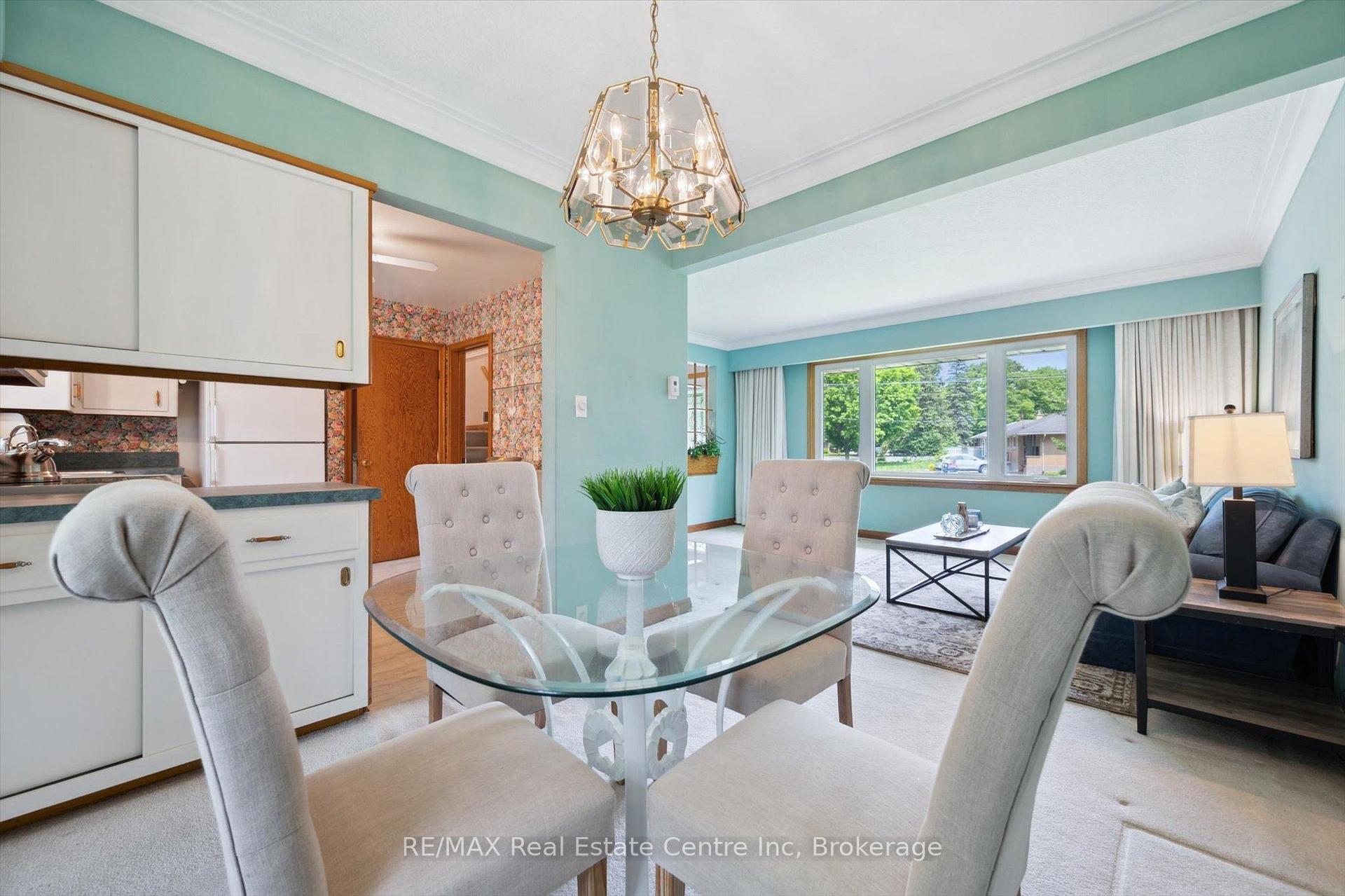 Photo 5 of 12 Gladstone Avenue, Guelph, Riverside Park — HOMEH