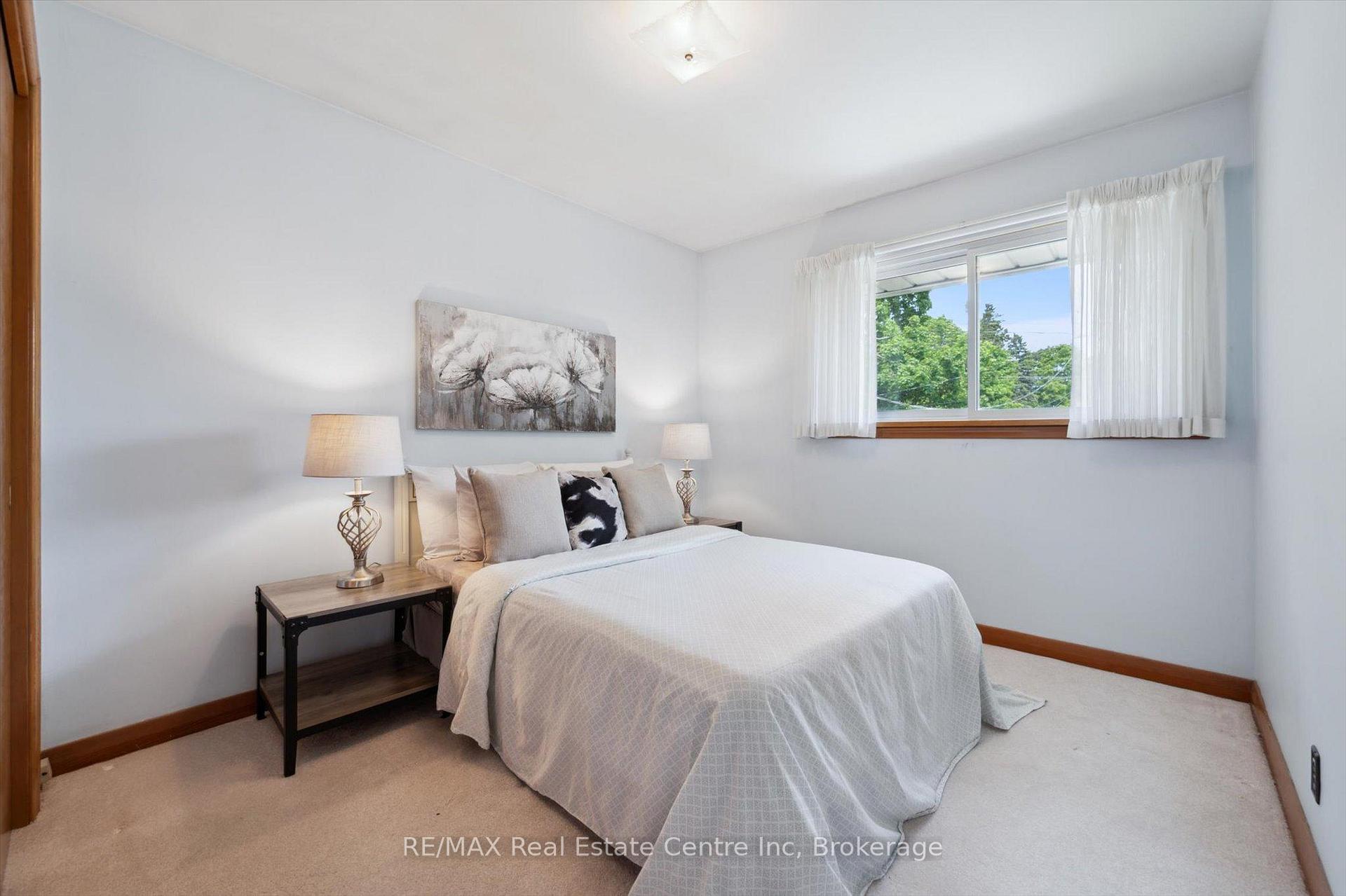 Photo 10 of 12 Gladstone Avenue, Guelph, Riverside Park — HOMEH