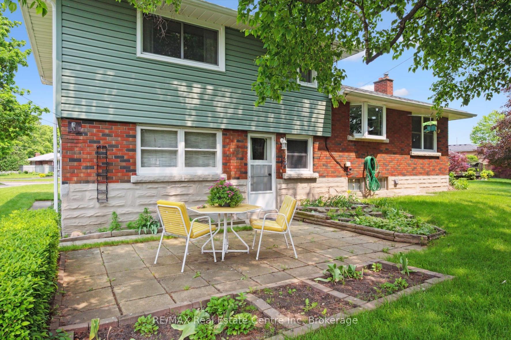 Photo 16 of 12 Gladstone Avenue, Guelph, Riverside Park — HOMEH
