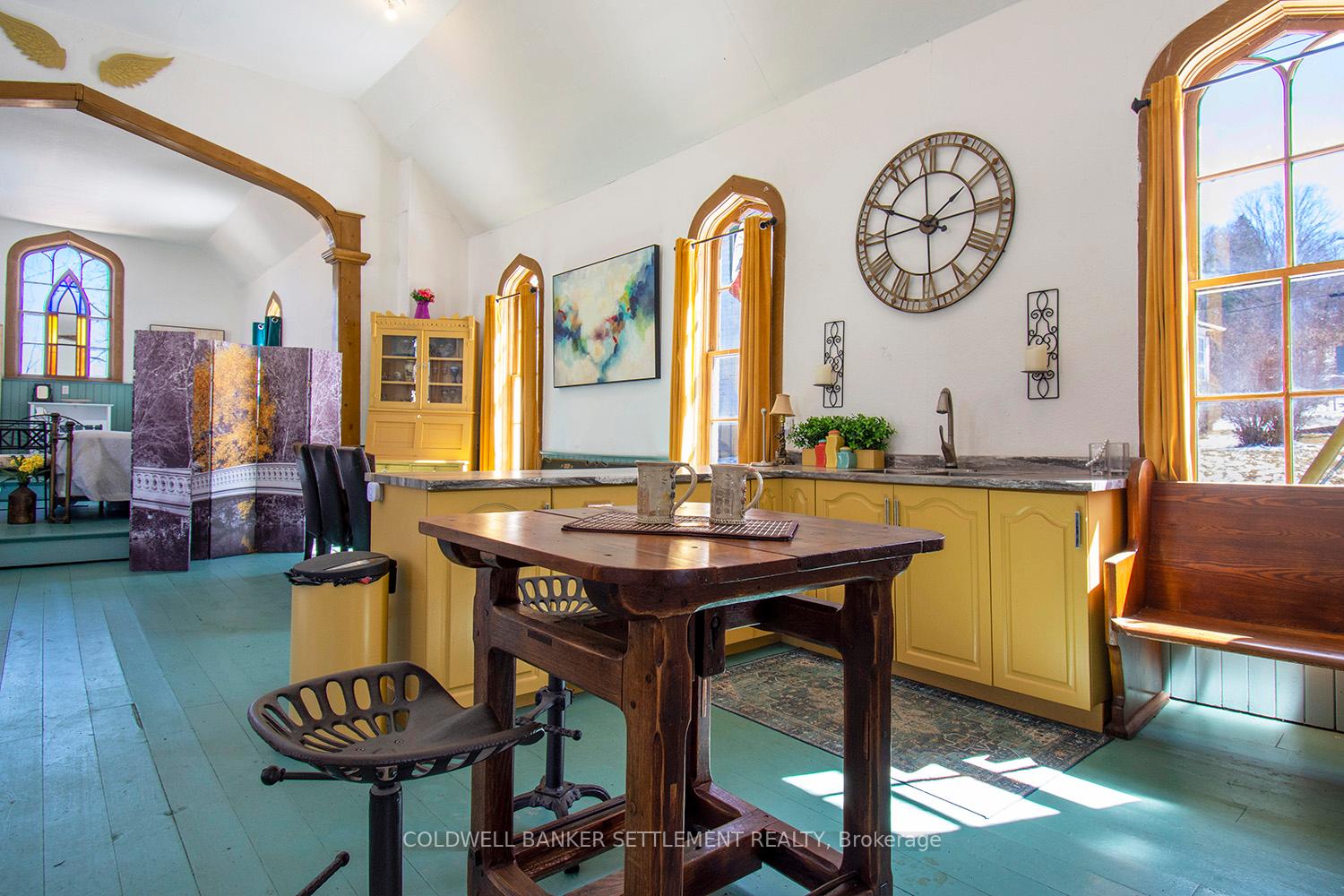 Photo 6 of 1513 Mountain Grove Road, Frontenac, Frontenac Centre — HOMEH