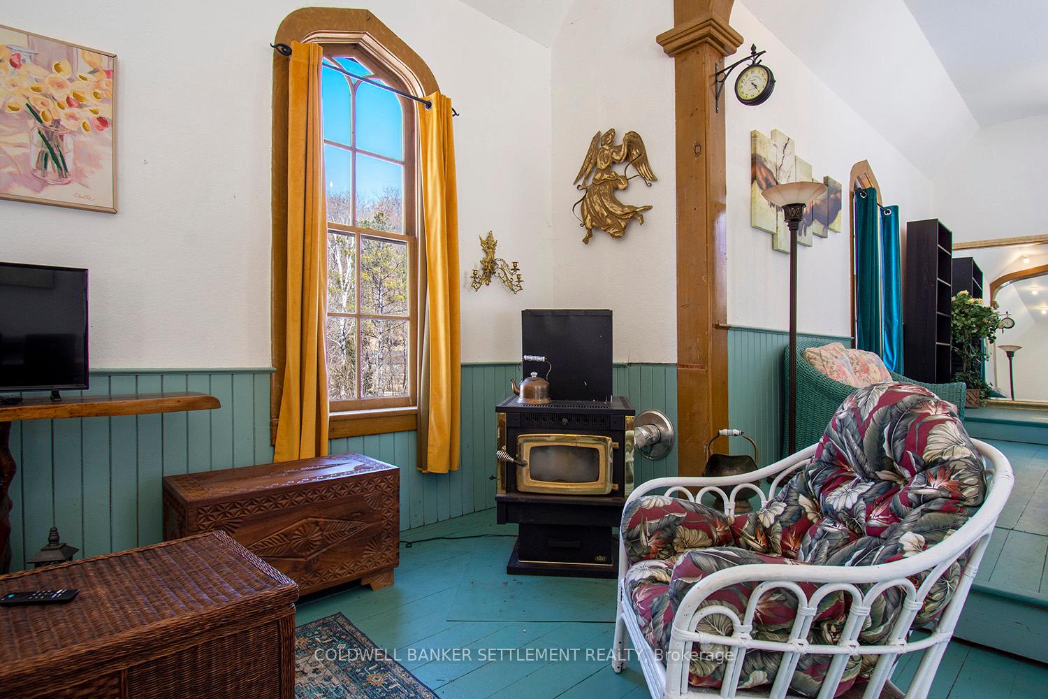 Photo 9 of 1513 Mountain Grove Road, Frontenac, Frontenac Centre — HOMEH