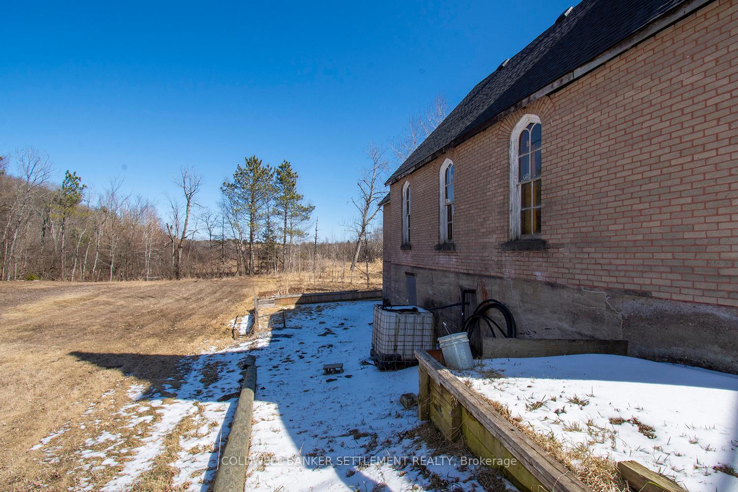 Photo 18 of 1513 Mountain Grove Road, Frontenac, Frontenac Centre — HOMEH
