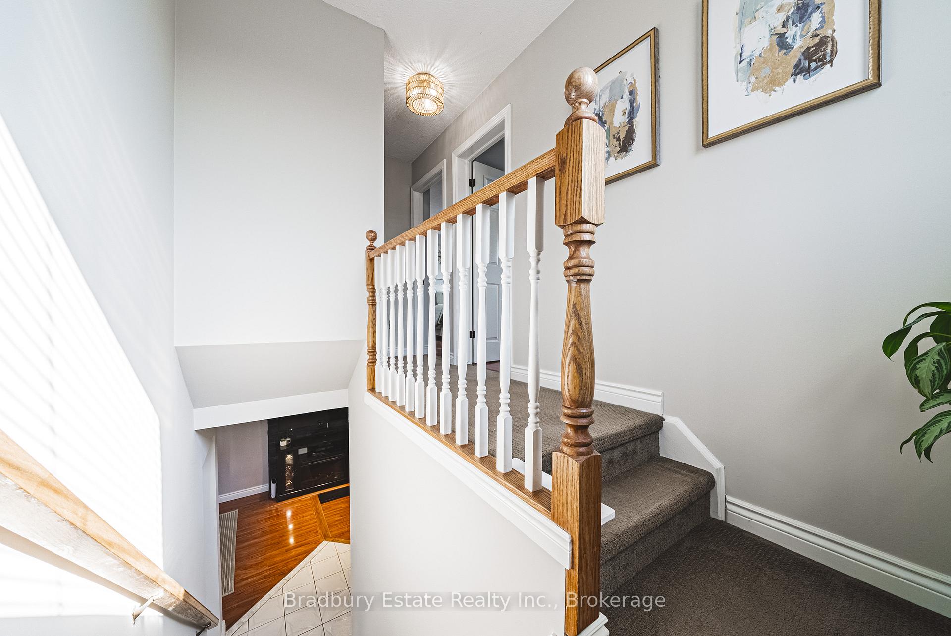 Photo 19 of 176 Highland Road W, Hamilton, Stoney Creek Mountain — HOMEH