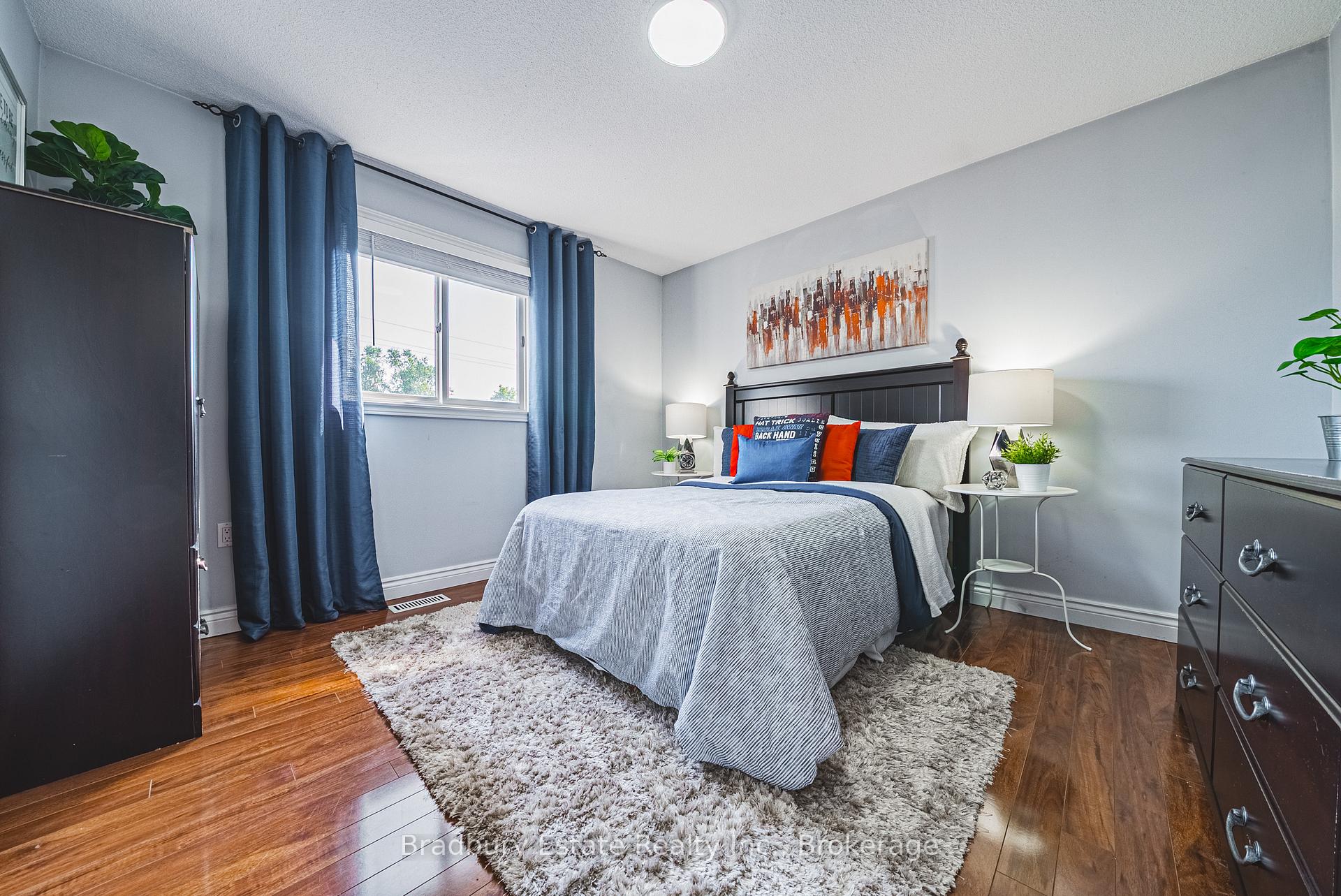 Photo 23 of 176 Highland Road W, Hamilton, Stoney Creek Mountain — HOMEH