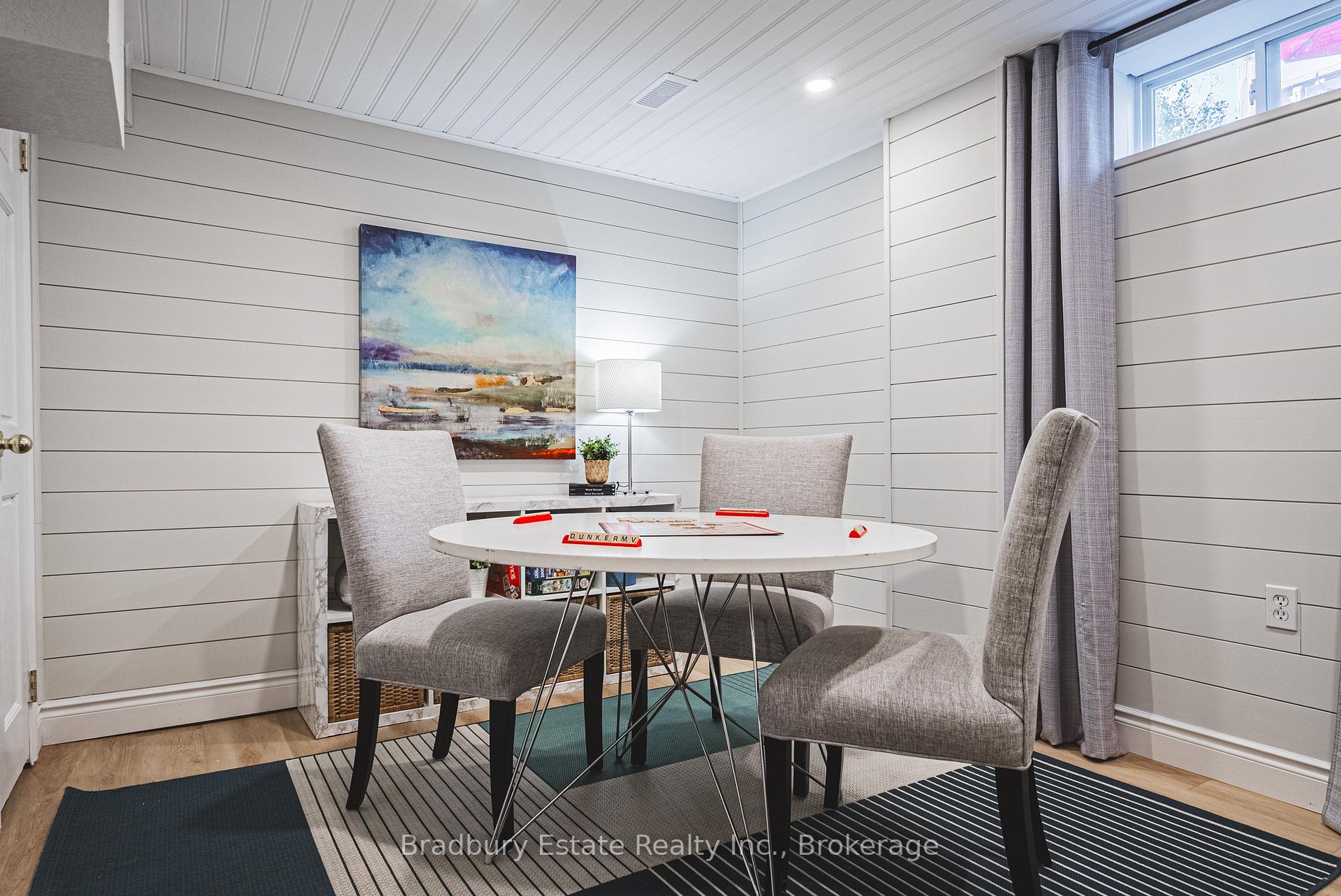 Photo 30 of 176 Highland Road W, Hamilton, Stoney Creek Mountain — HOMEH
