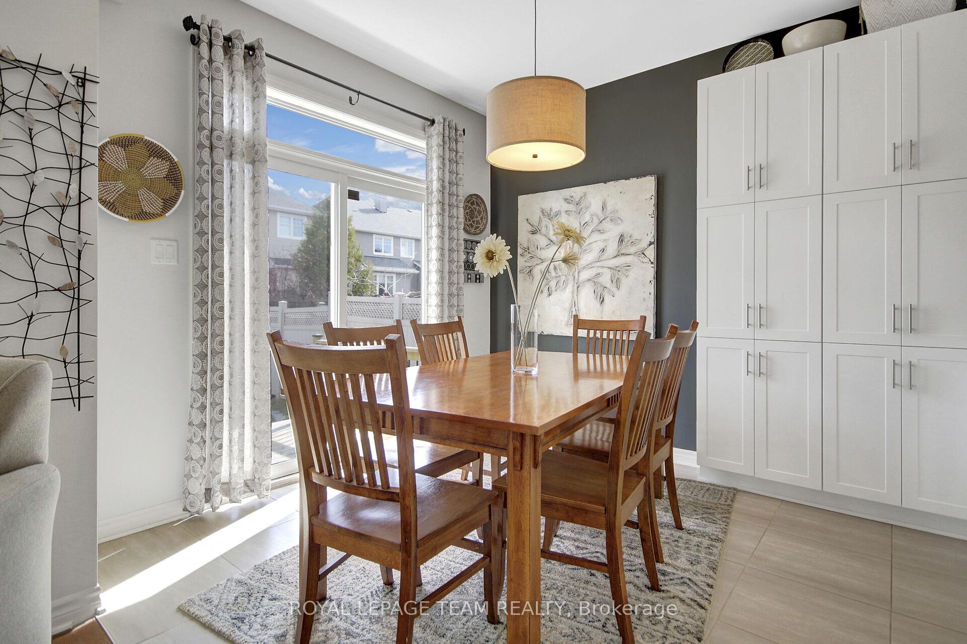 Photo 8 of 2613 Half Moon Bay Road, Ottawa, Barrhaven - Stonebridge — HOMEH