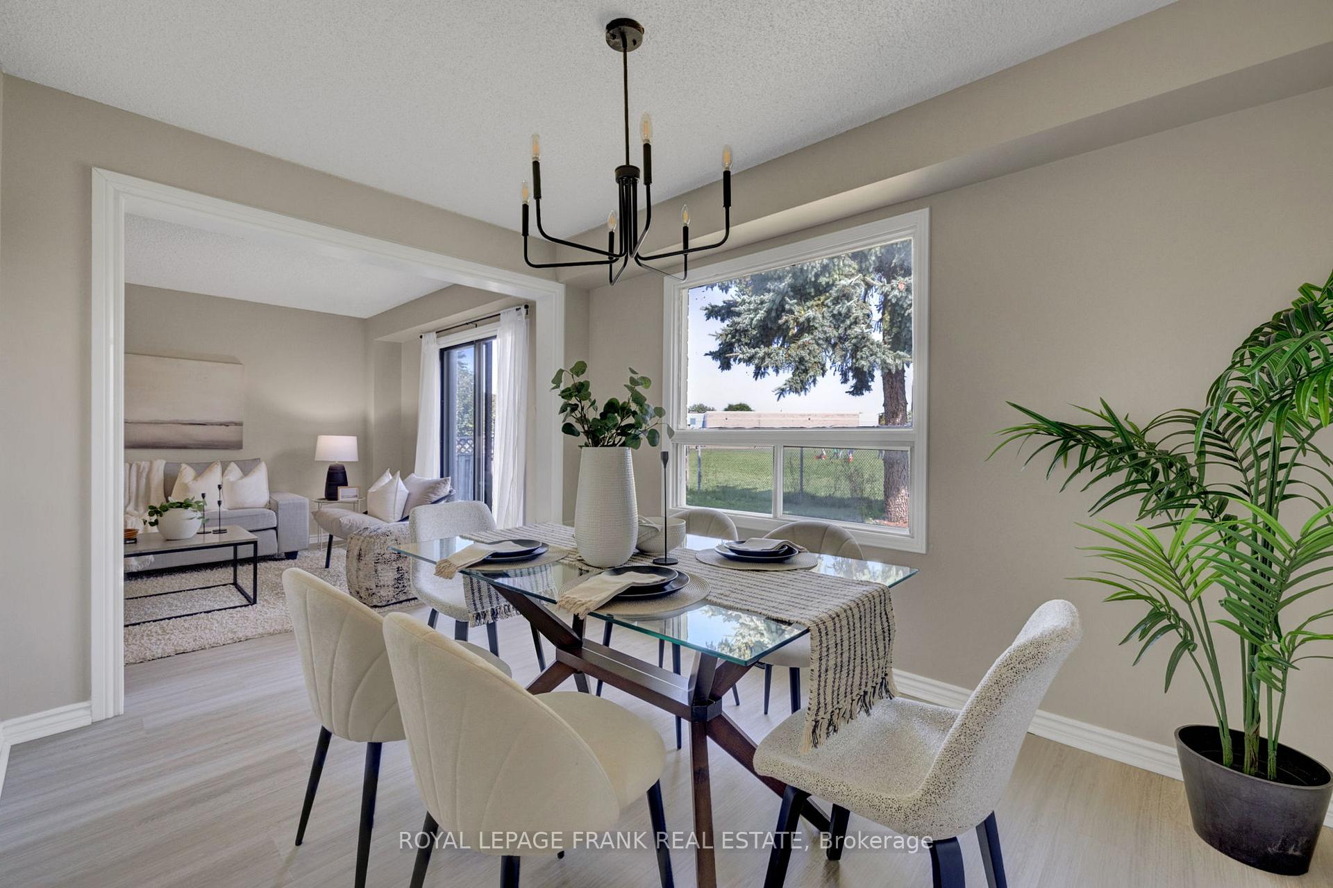 Photo 13 of 16 Reed Drive, Ajax, Central — HOMEH