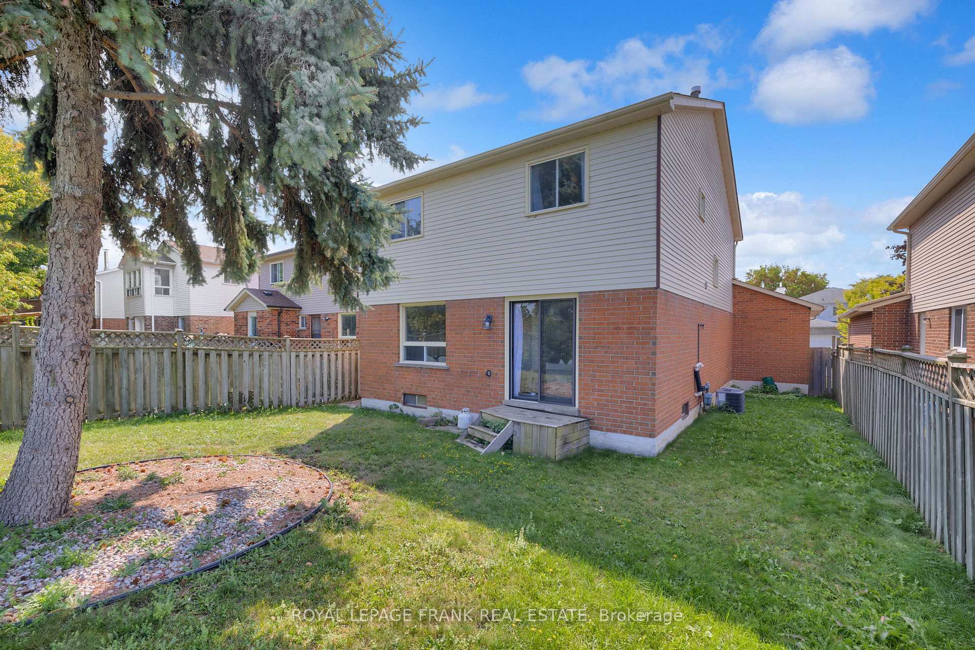Photo 33 of 16 Reed Drive, Ajax, Central — HOMEH